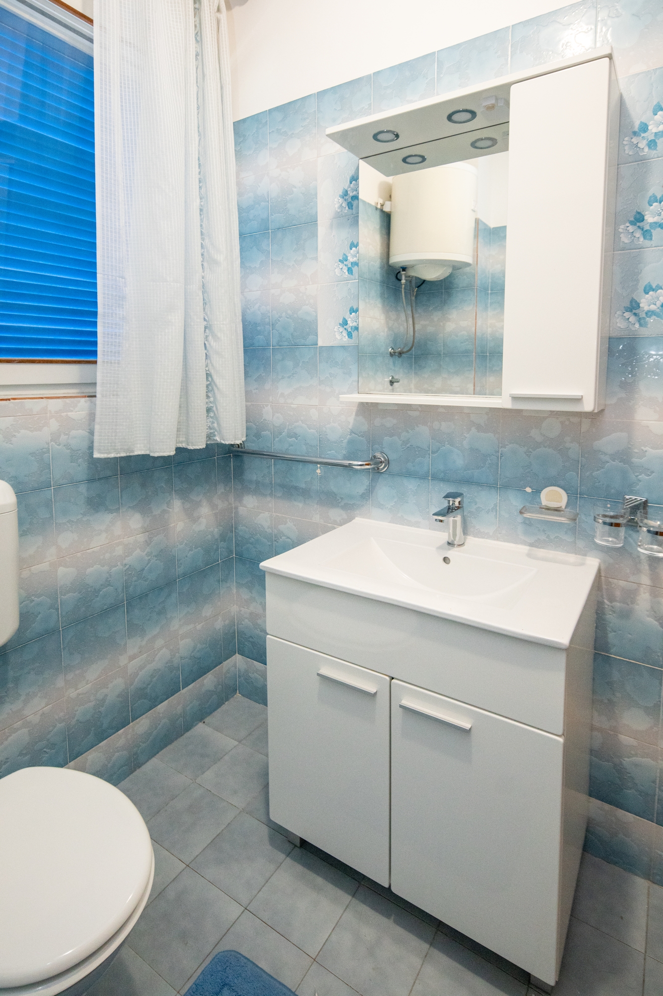 Dvosobni apartman s terasom Pašman  A-b