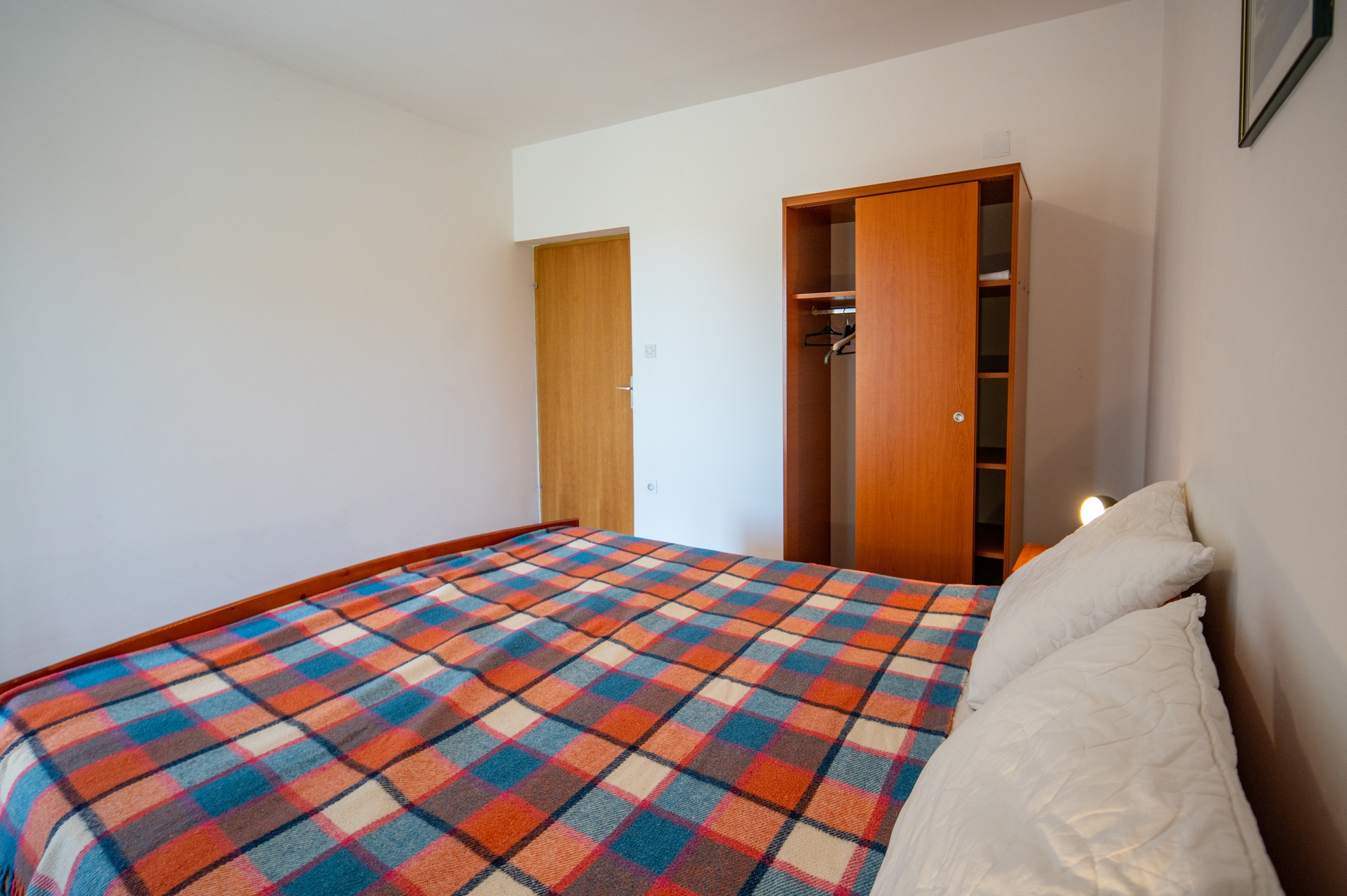 Dvosobni apartman s terasom Pašman  A-b