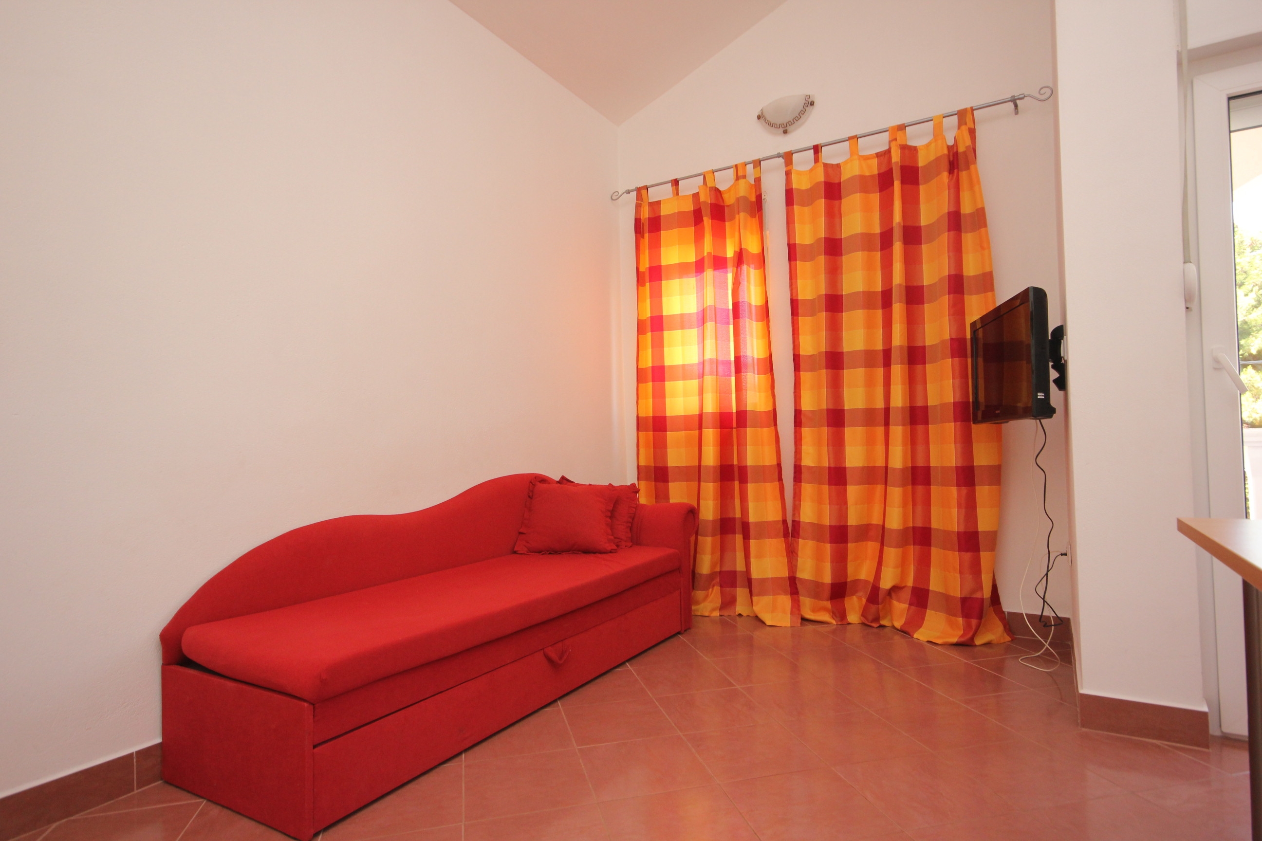 One bedroom apartment with terrace Pašman (A-8215-a) One bedroom apartment with terrace Pašman (A-8215-a)