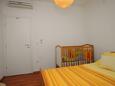 Pašman, Ložnice 2 v ubytování typu apartment, s klimatizací a WiFi.