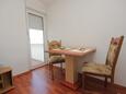 Dining room Pašman, Dining room in the studio-apartment, (pet friendly) and WiFi.