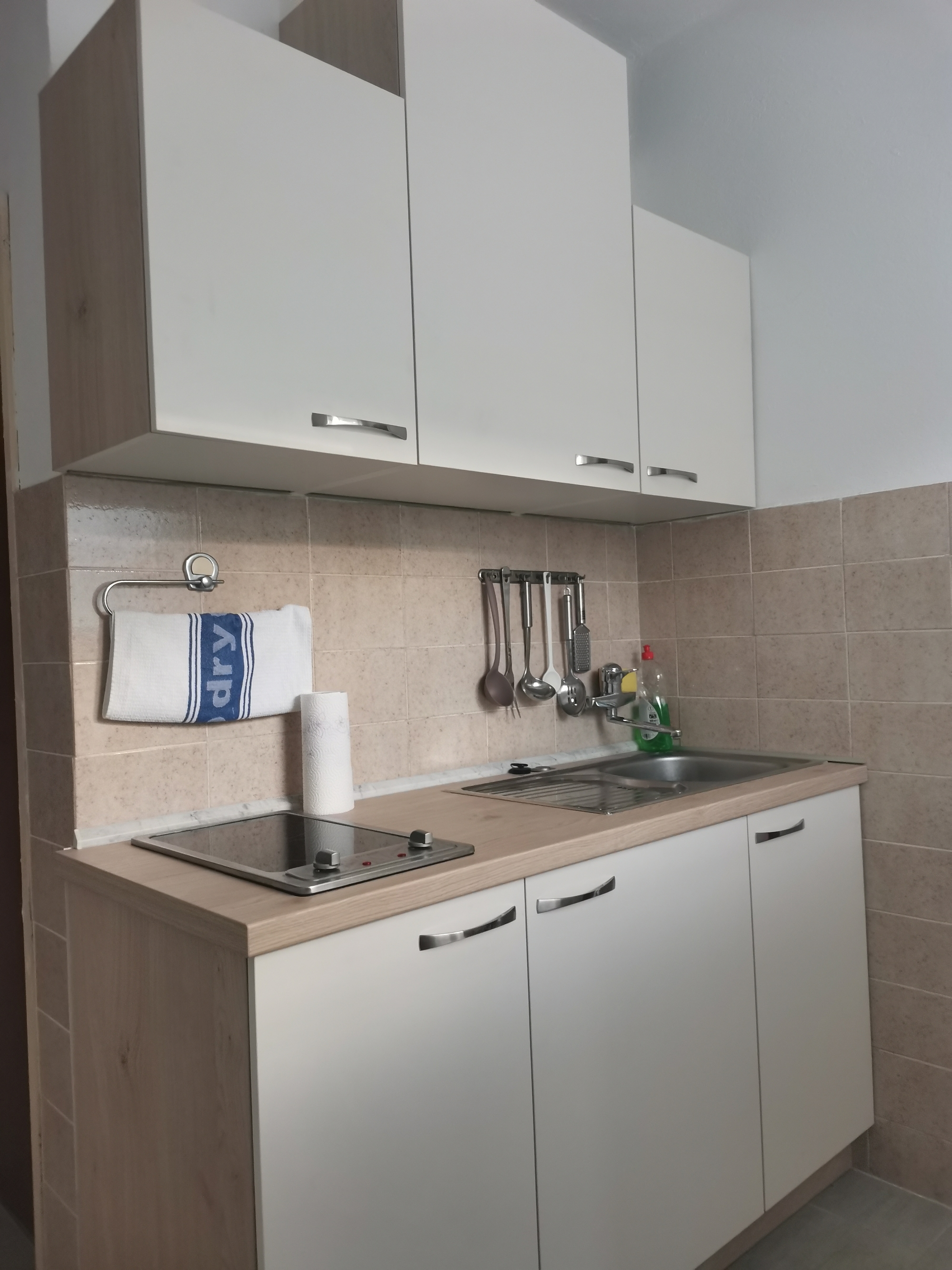 One bedroom apartment near beach Pašman (A-8219-b)