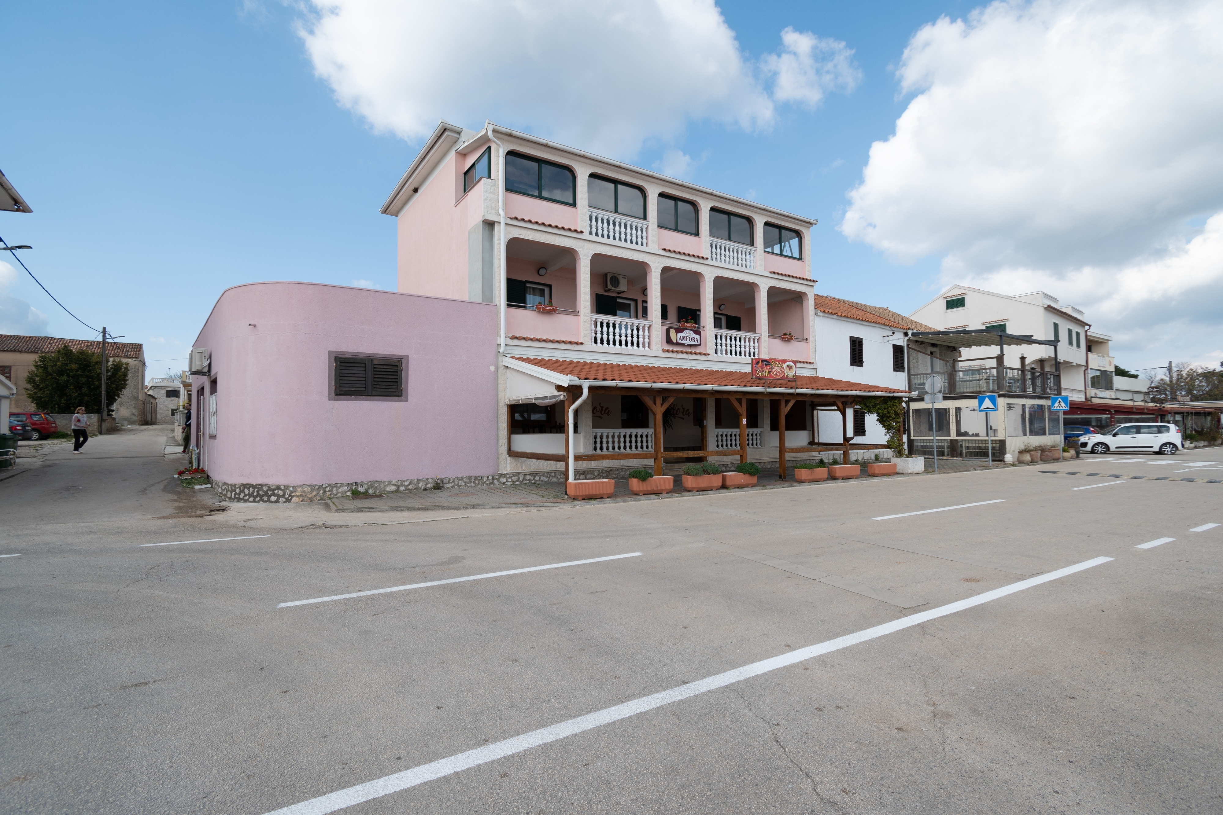 Dvosobni apartman uz plažu Pašman  A-a