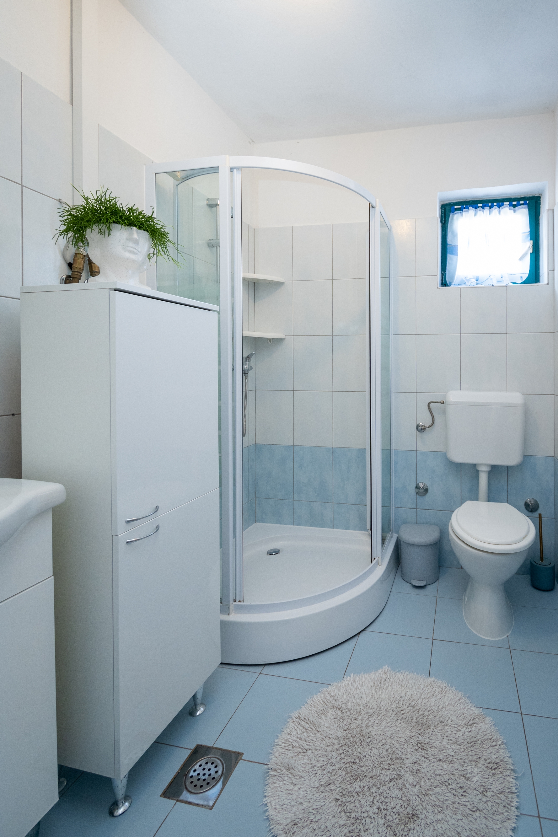 Three bedroom house with terrace and sea view Cove Soline, Pašman  K