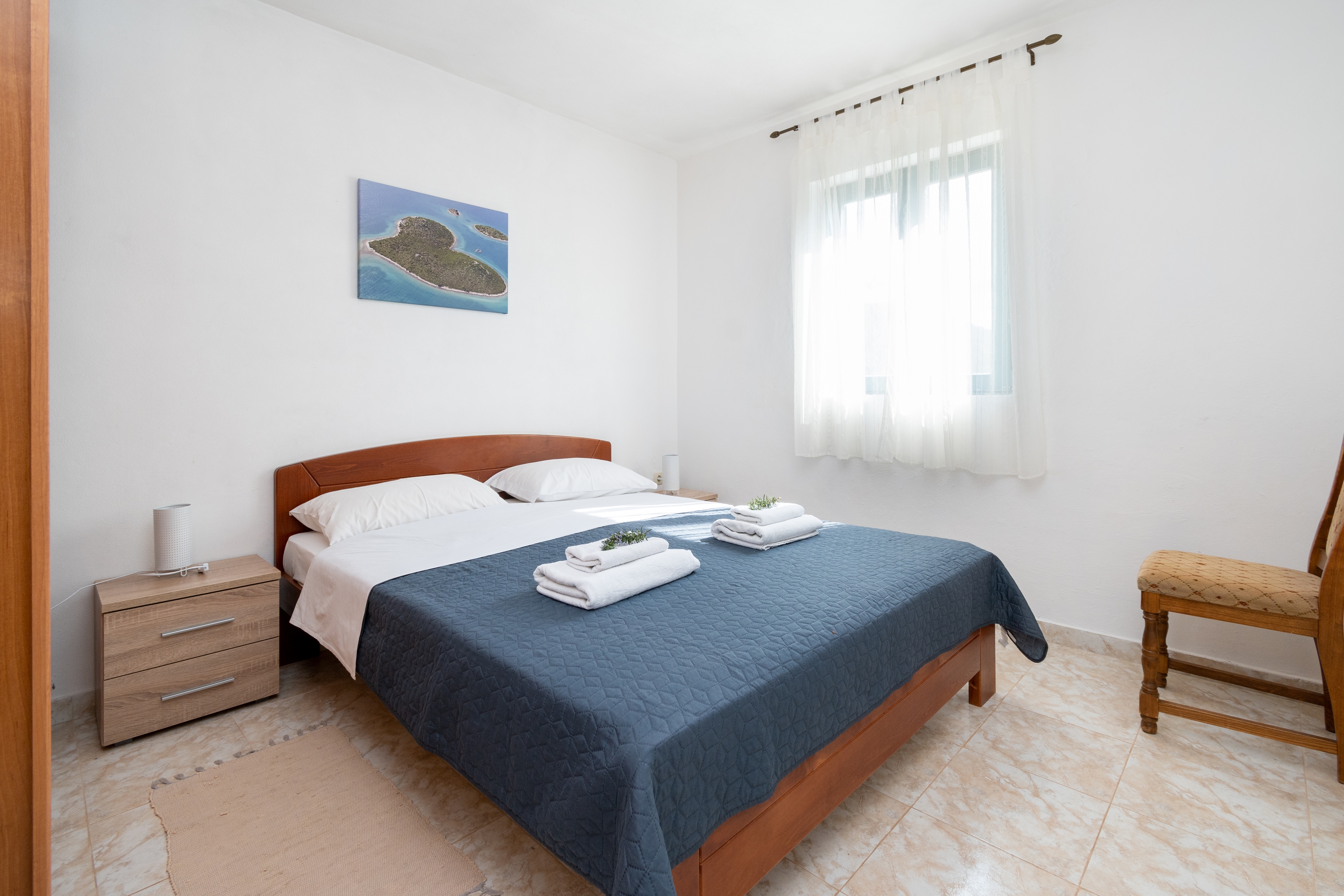 Three bedroom house with terrace and sea view Cove Soline, Pašman  K