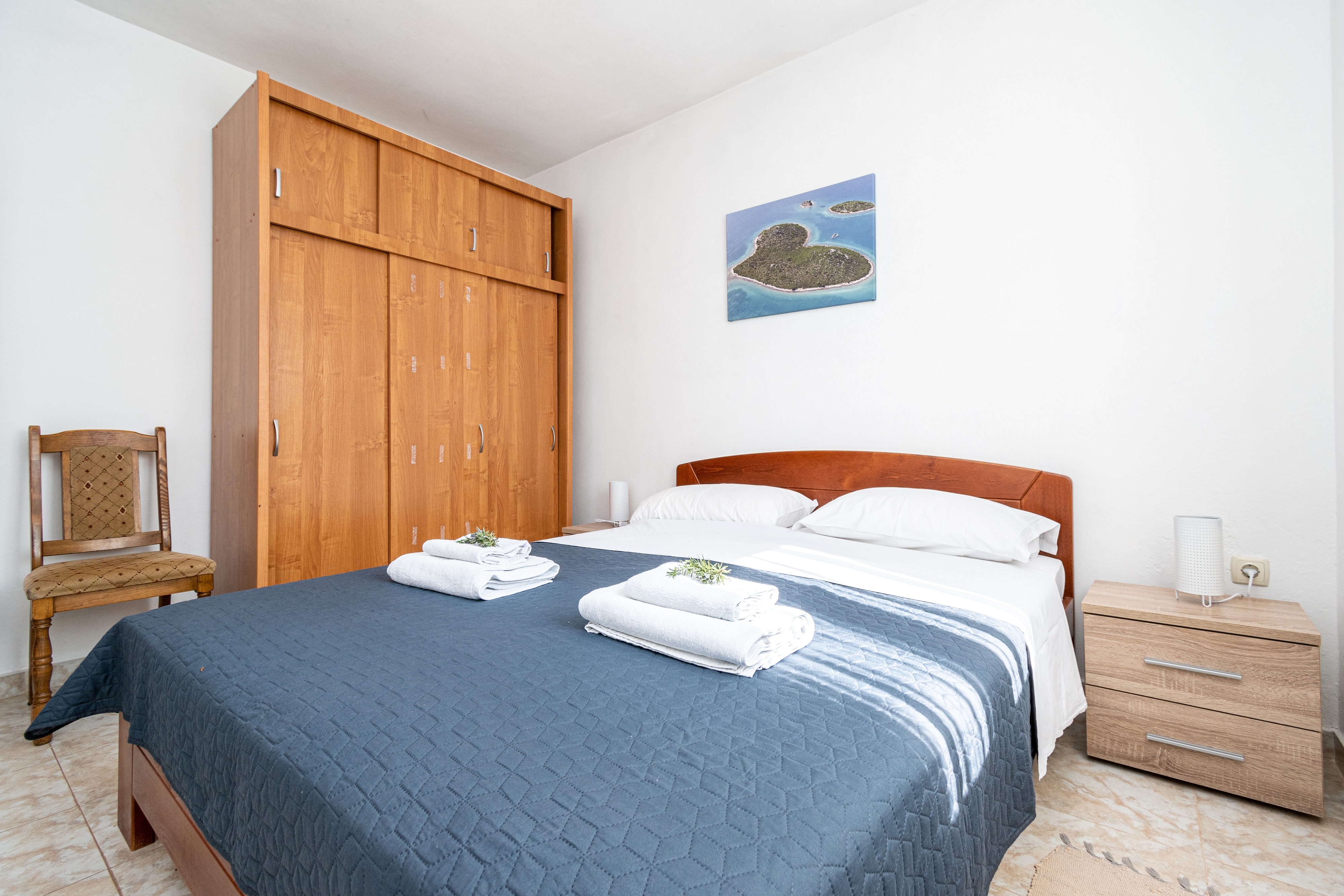 Three bedroom house with terrace and sea view Cove Soline, Pašman  K