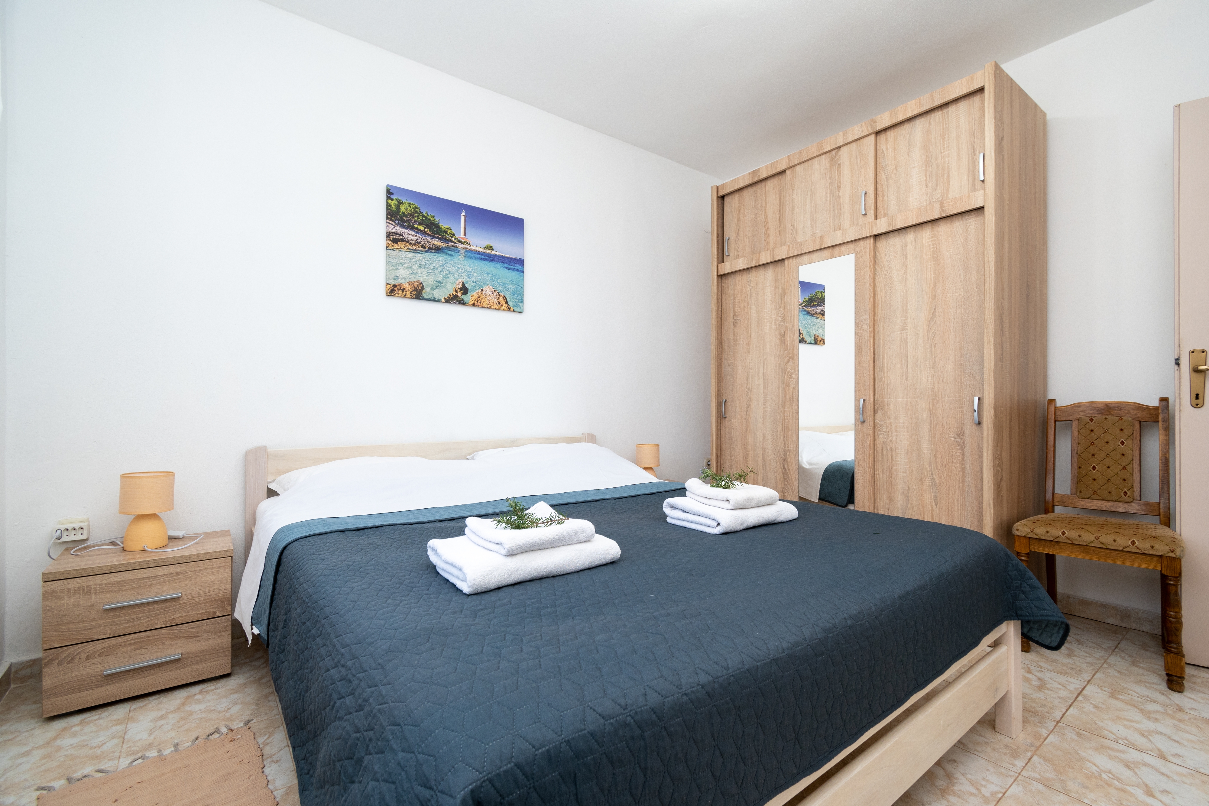 Three bedroom house with terrace and sea view Cove Soline, Pašman  K