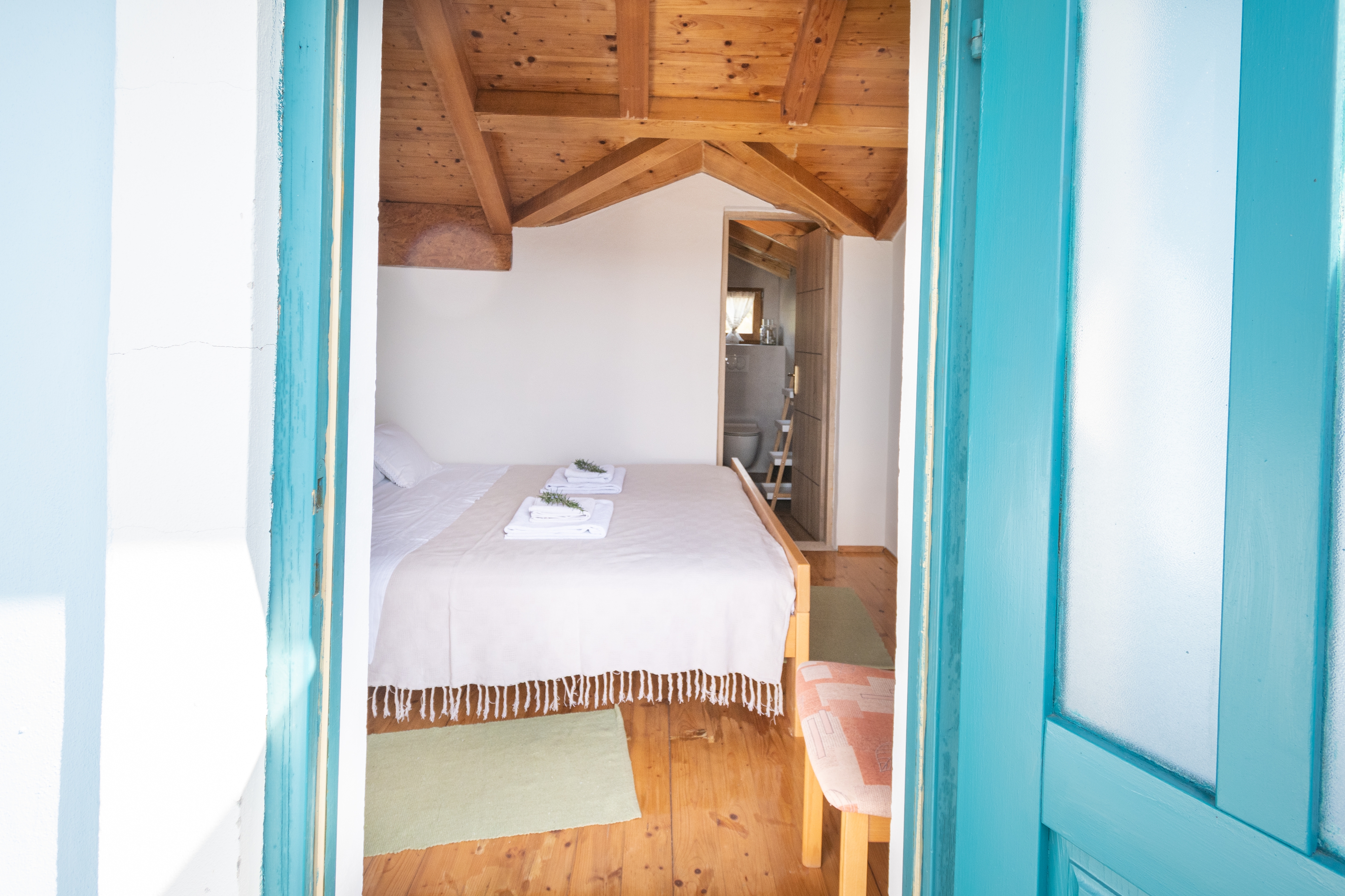 Three bedroom house with terrace and sea view Cove Soline, Pašman  K