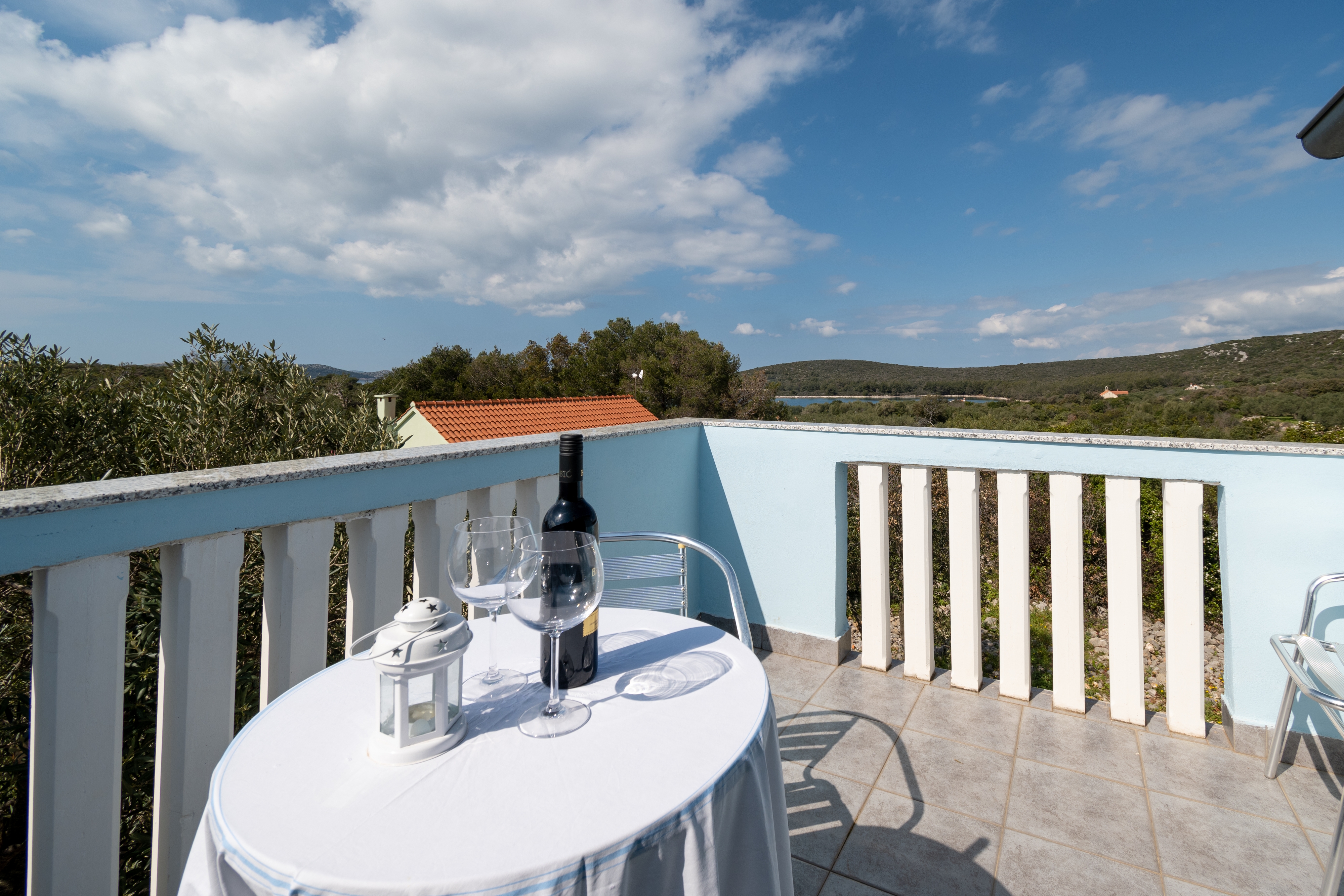Three bedroom house with terrace and sea view Cove Soline, Pašman  K