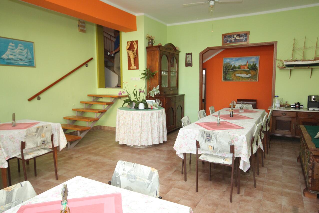 Apartmán v meste Pašman - 8223