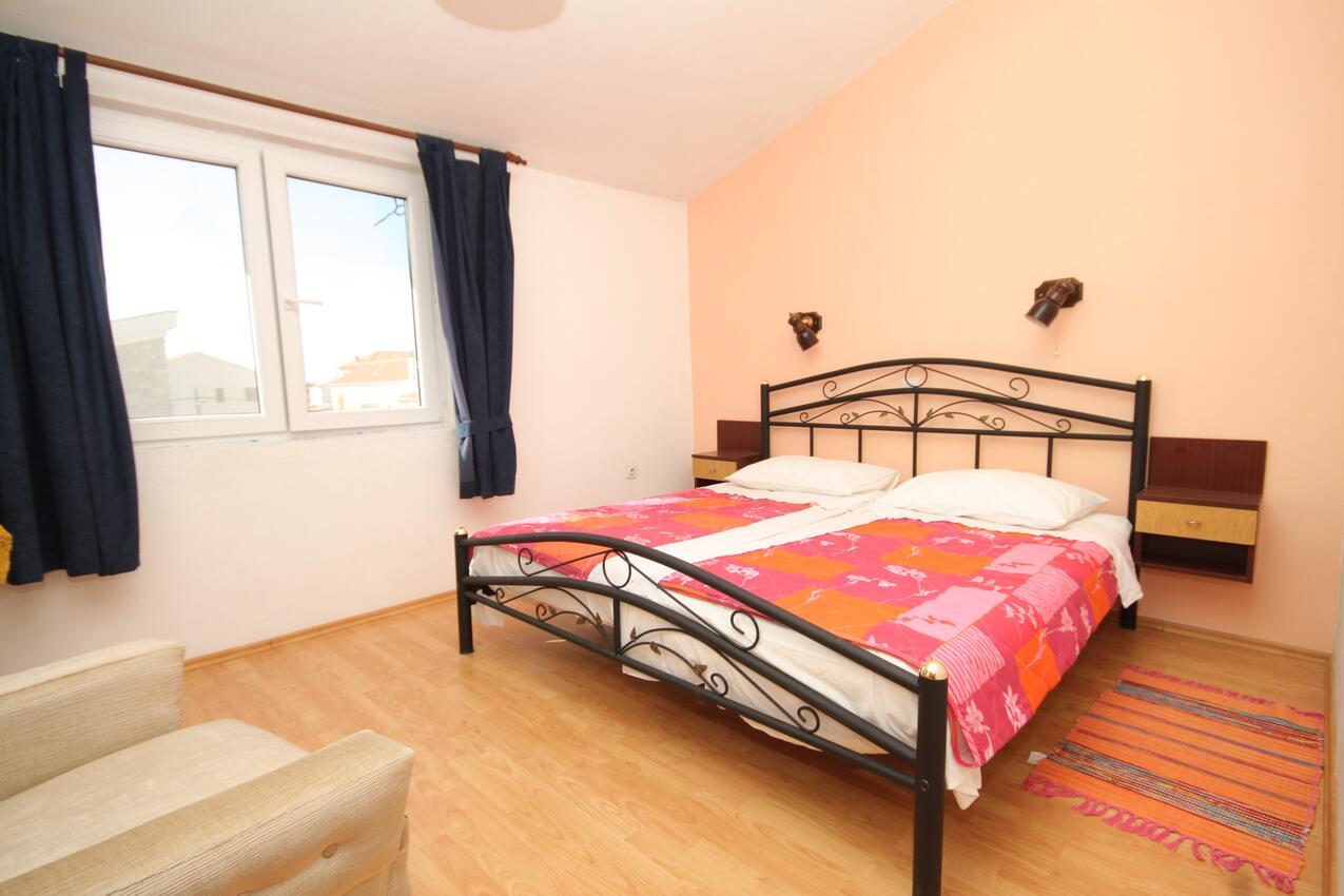 Apartmán v meste Pašman - 8223