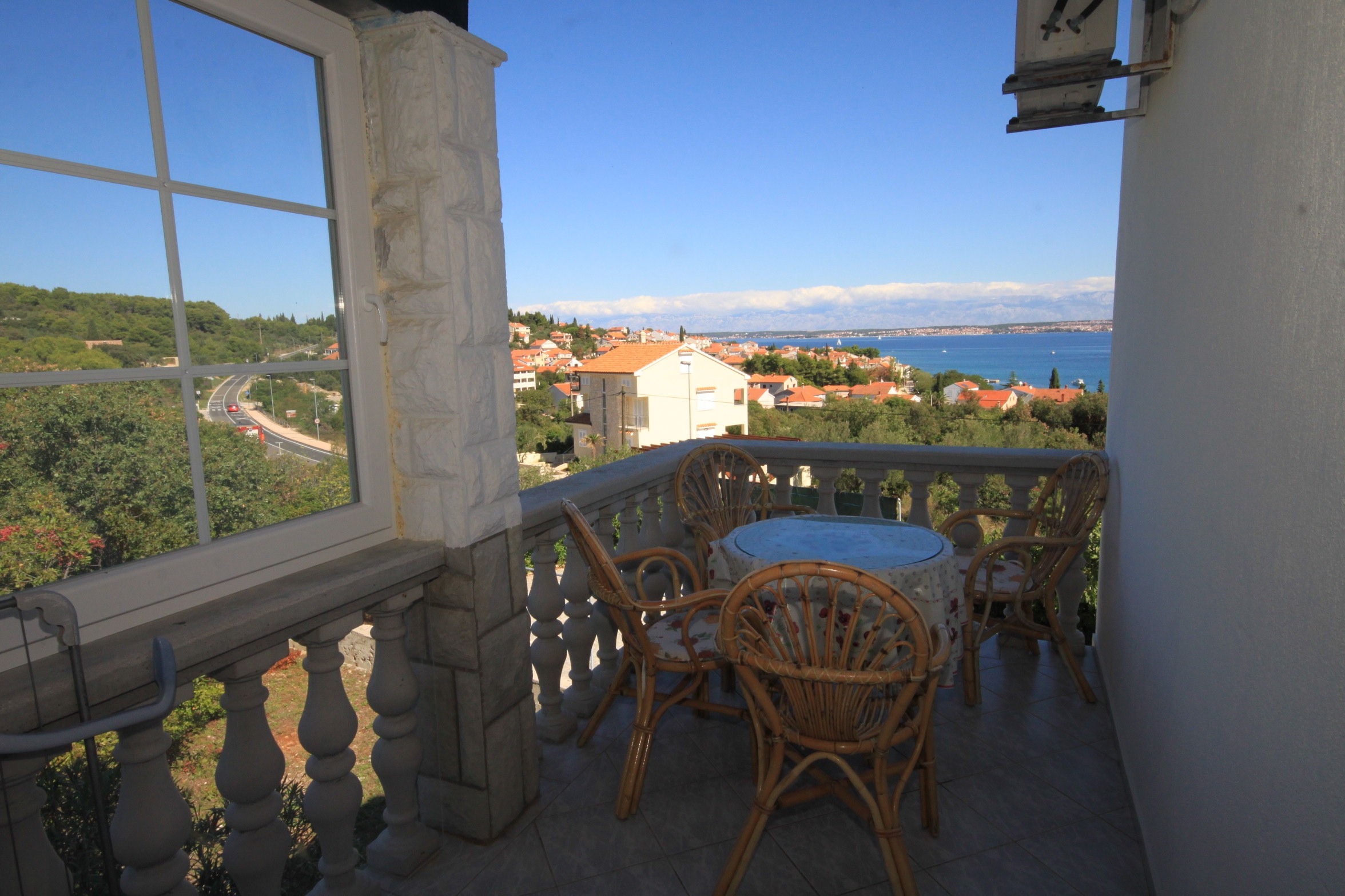 Studio flat with terrace and sea view Preko (Ugljan) (AS-8224-c) Studio flat with terrace and sea view Preko (Ugljan) (AS-8224-c)