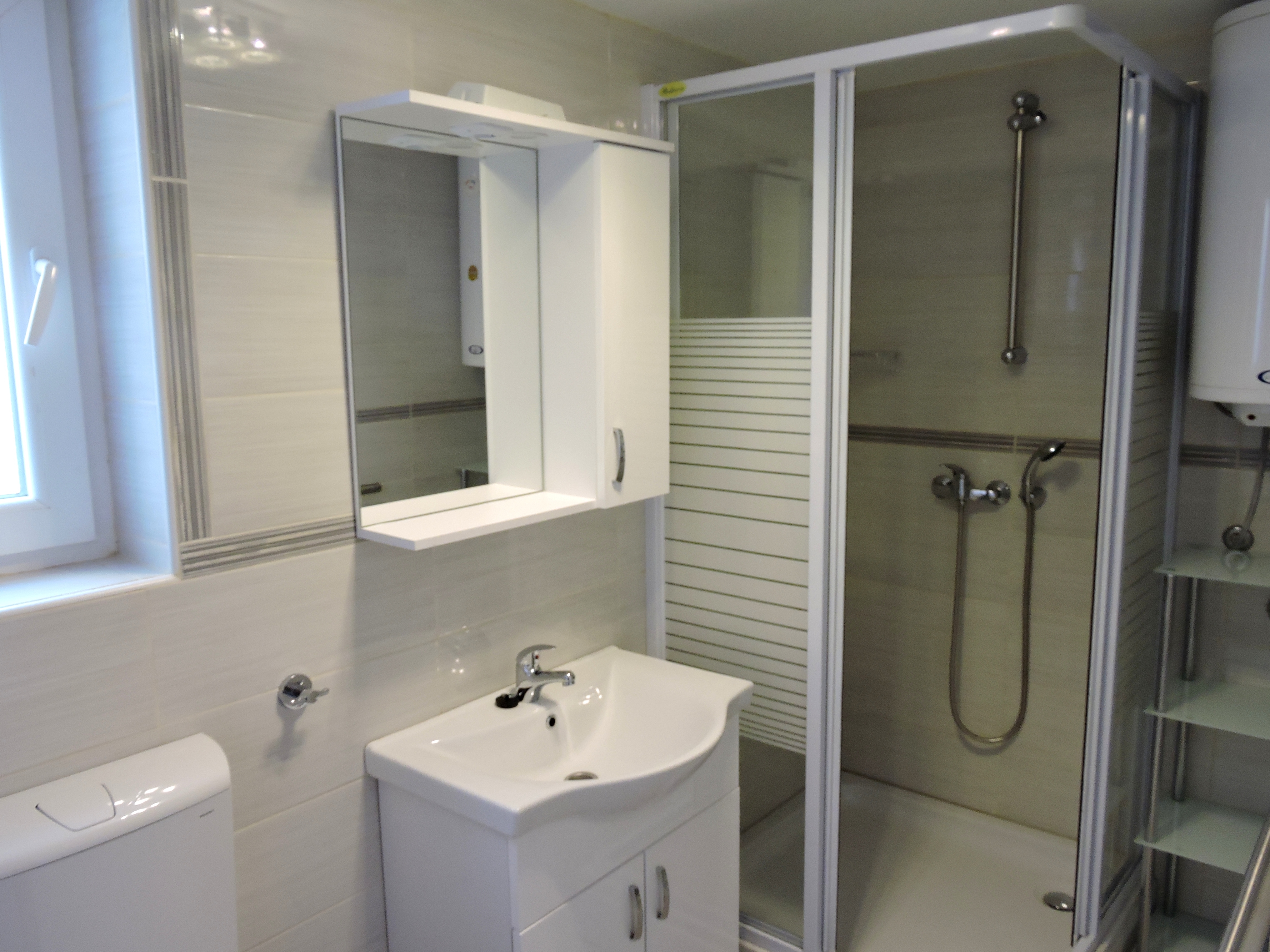 One bedroom apartment with terrace Preko, Ugljan  A-c