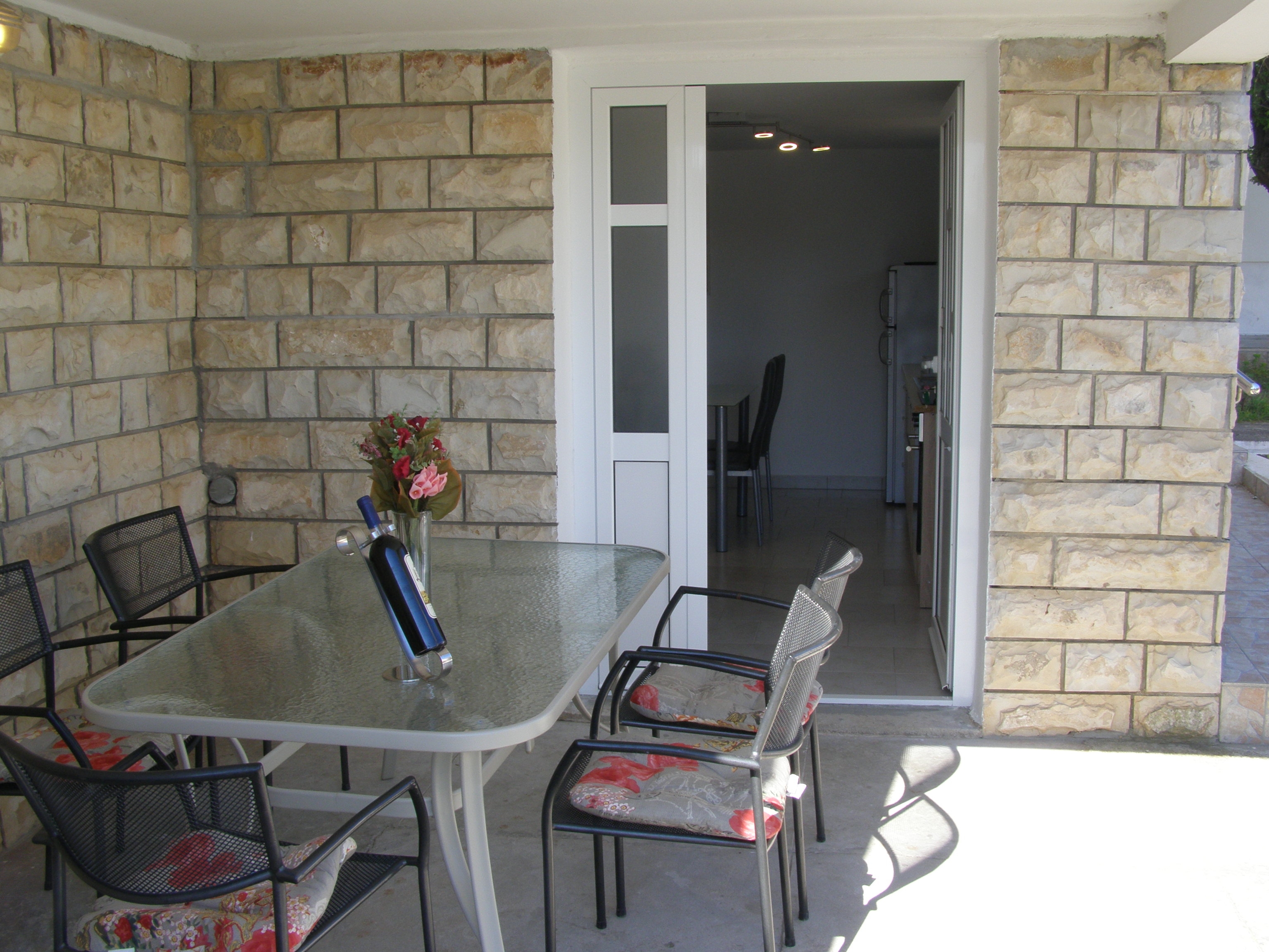 One bedroom apartment with terrace Preko, Ugljan  A-c