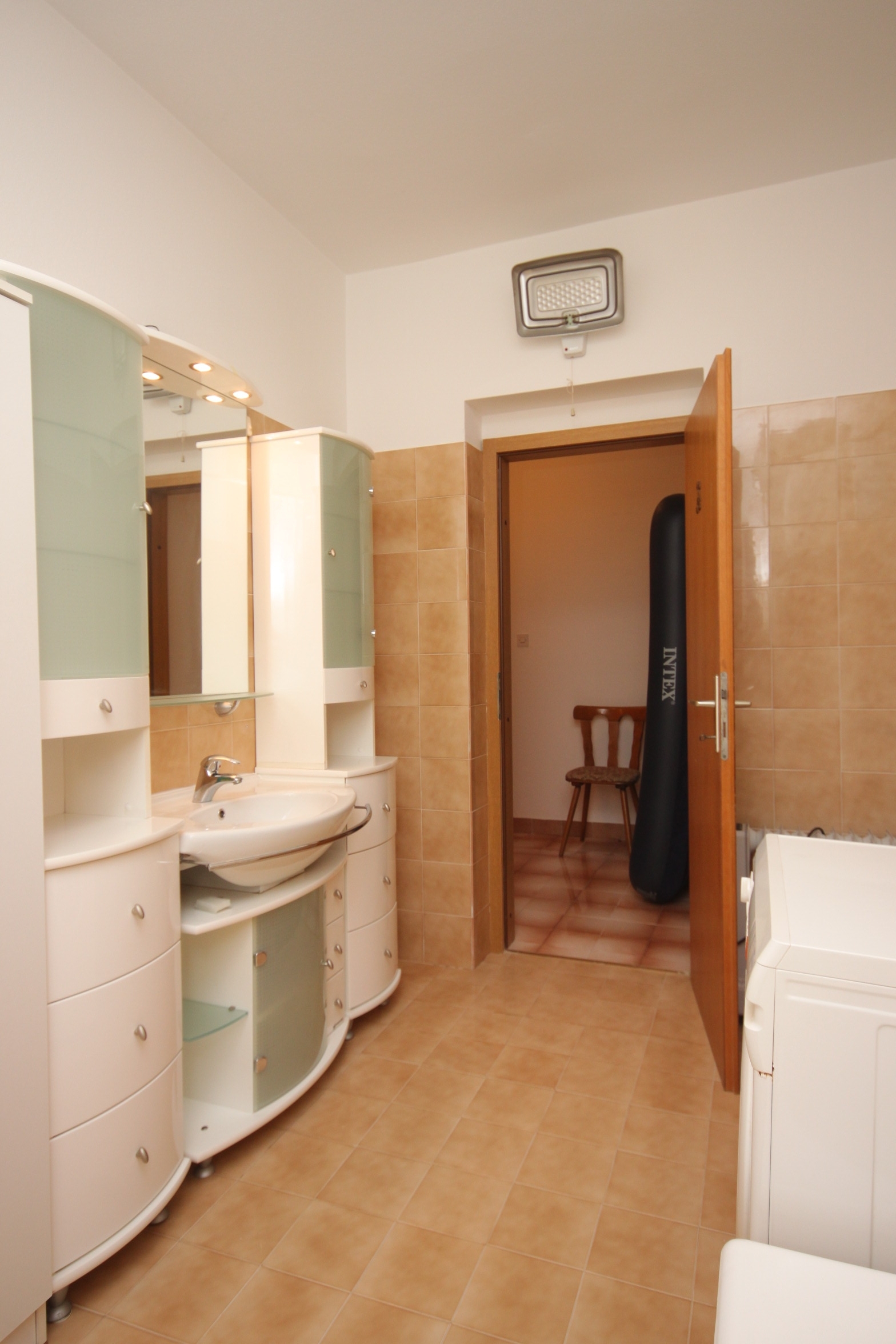 One bedroom apartment with terrace and sea view Preko, Ugljan  A-d