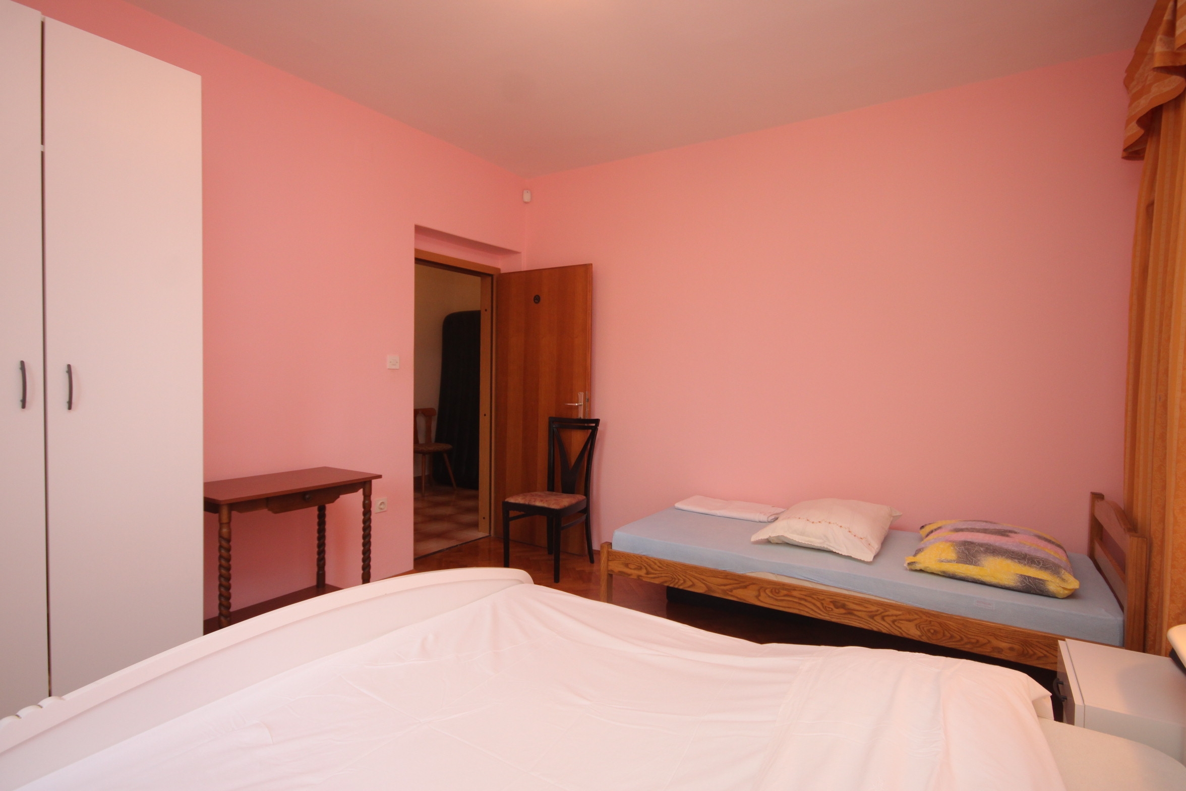 One bedroom apartment with terrace and sea view Preko, Ugljan  A-d