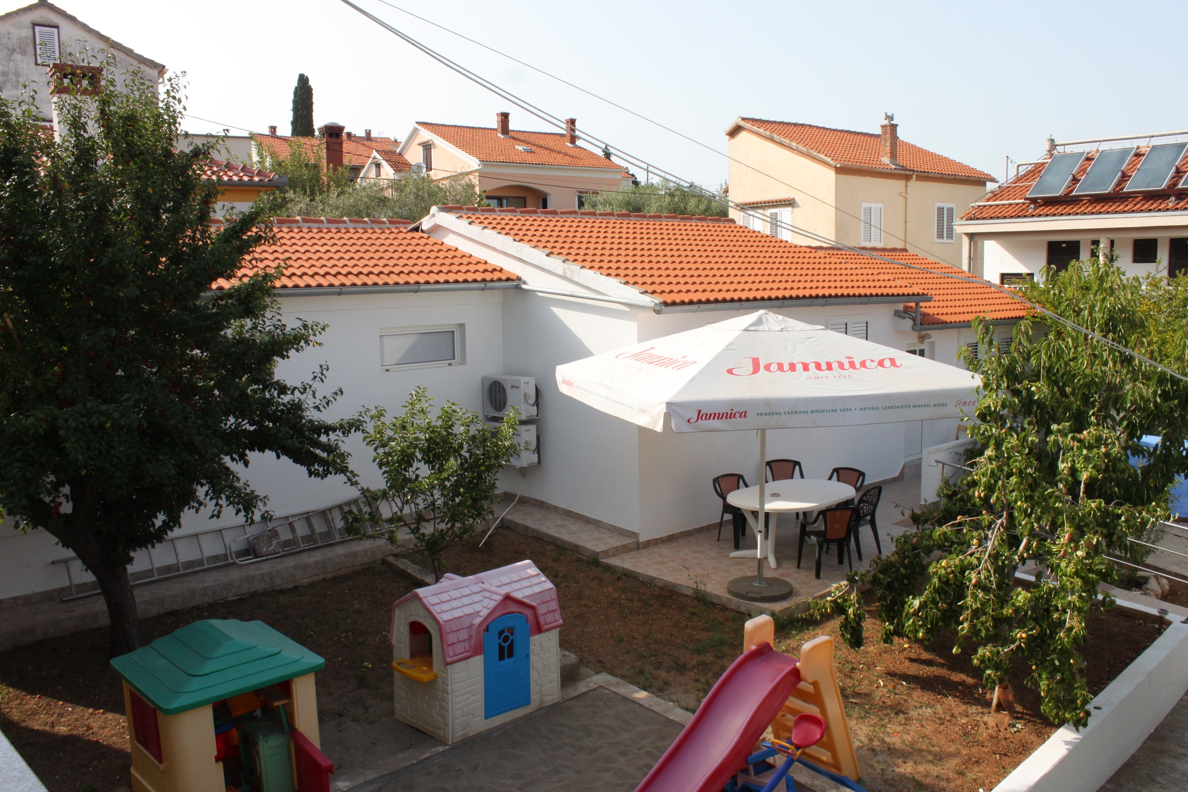 One bedroom apartment with terrace and sea view Preko, Ugljan  A-d