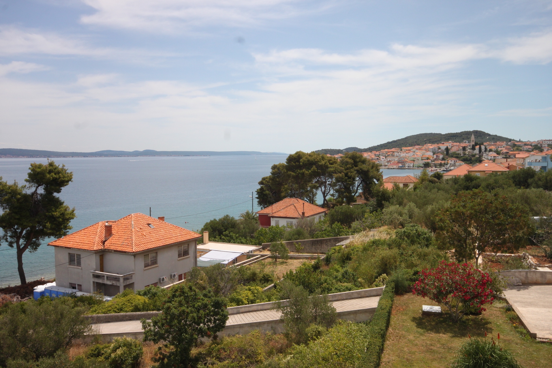 Comfortable and spacious apartment with terrace and sea view Kali, Ugljan  A-a