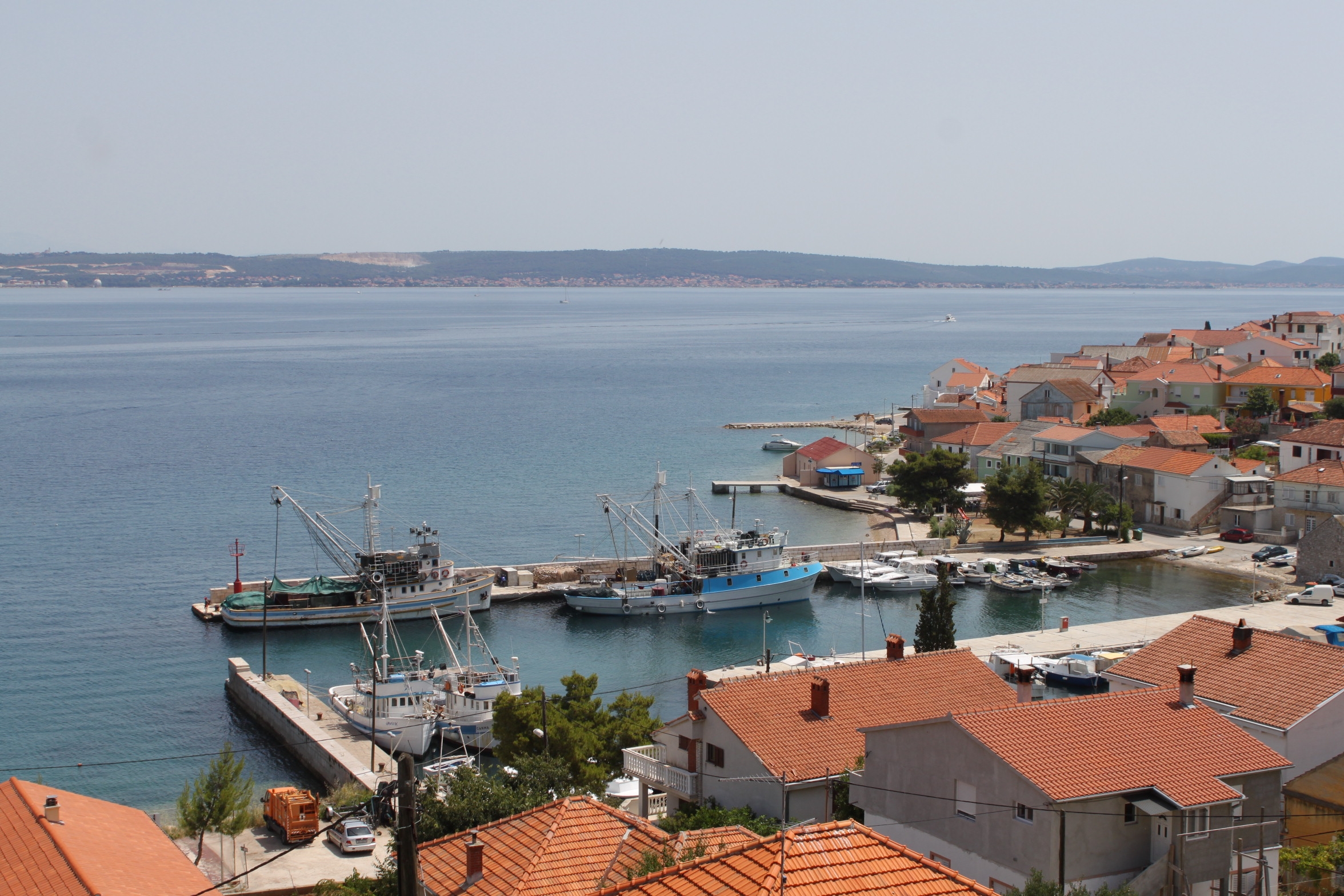 Two bedroom apartment with terrace and sea view Kali, Ugljan  A-b