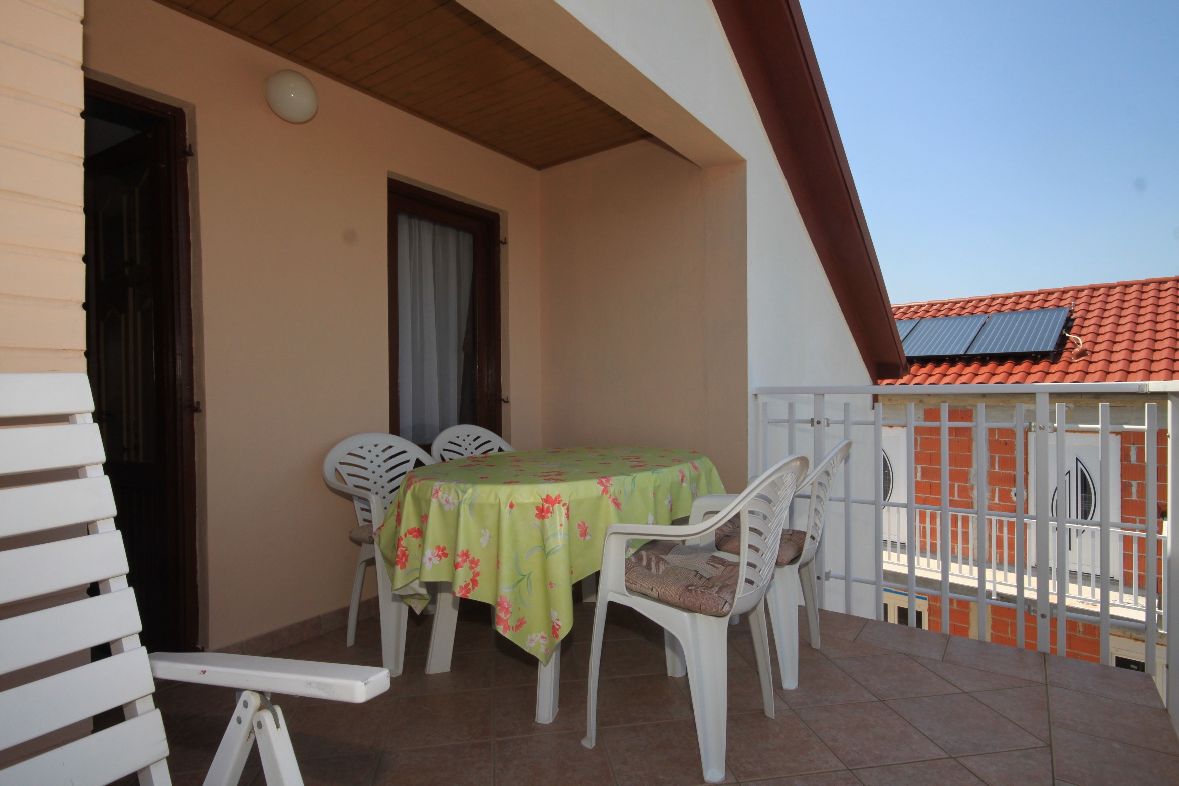 Two bedroom apartment with terrace and sea view Kukljica, Ugljan  A-a