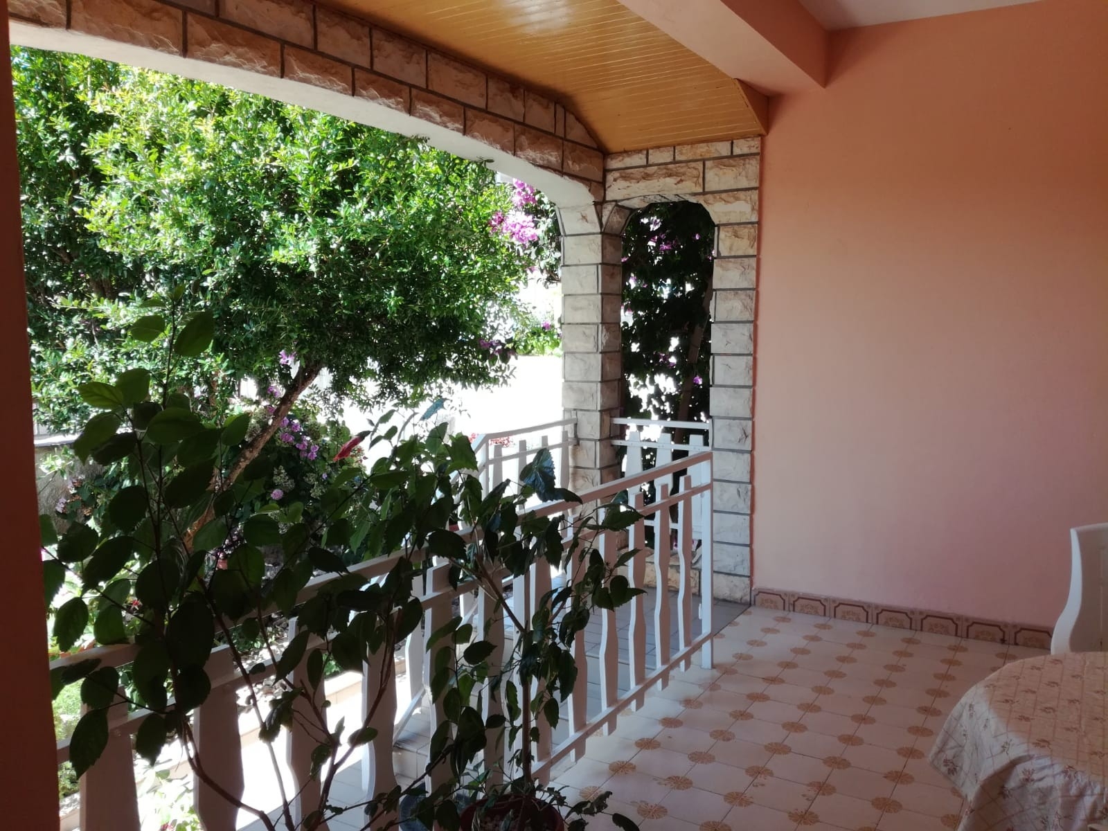 Two bedroom apartment with terrace Kukljica, Ugljan  A-b
