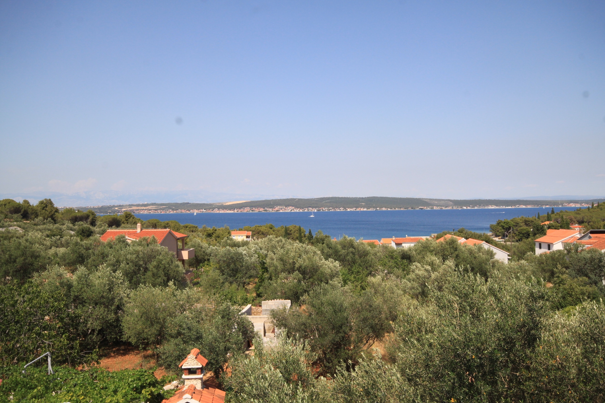 Dvosobni apartman s terasom i pogledom na more Kukljica, Ugljan  A-a