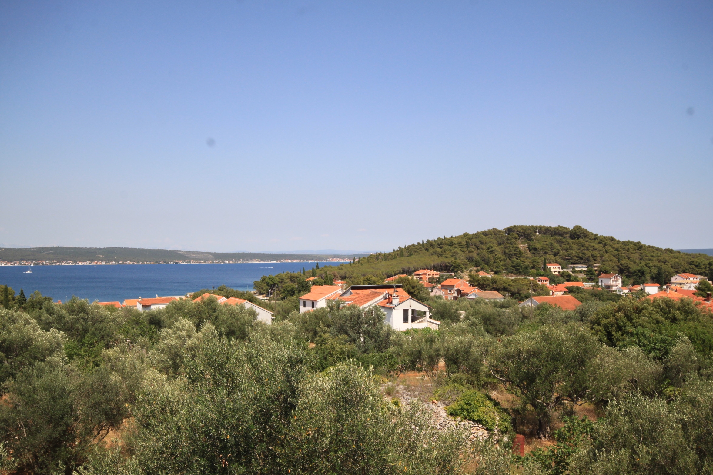 Dvosobni apartman s terasom i pogledom na more Kukljica, Ugljan  A-a