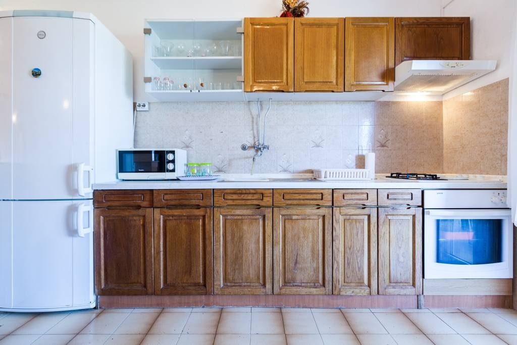 Dvosobni apartman s terasom i pogledom na more Kukljica, Ugljan  A-a