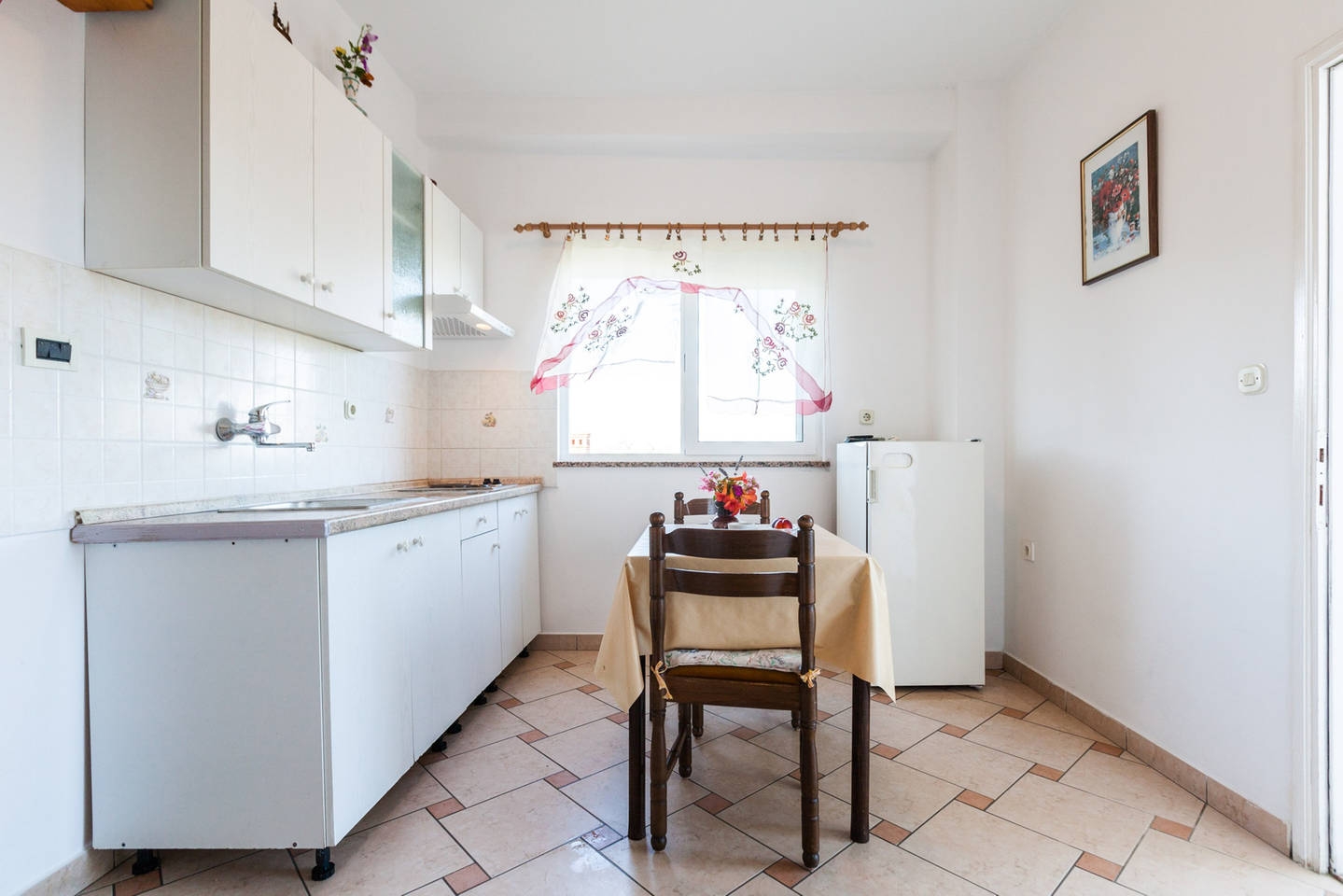 One bedroom apartment with terrace and sea view Kukljica, Ugljan  A-b