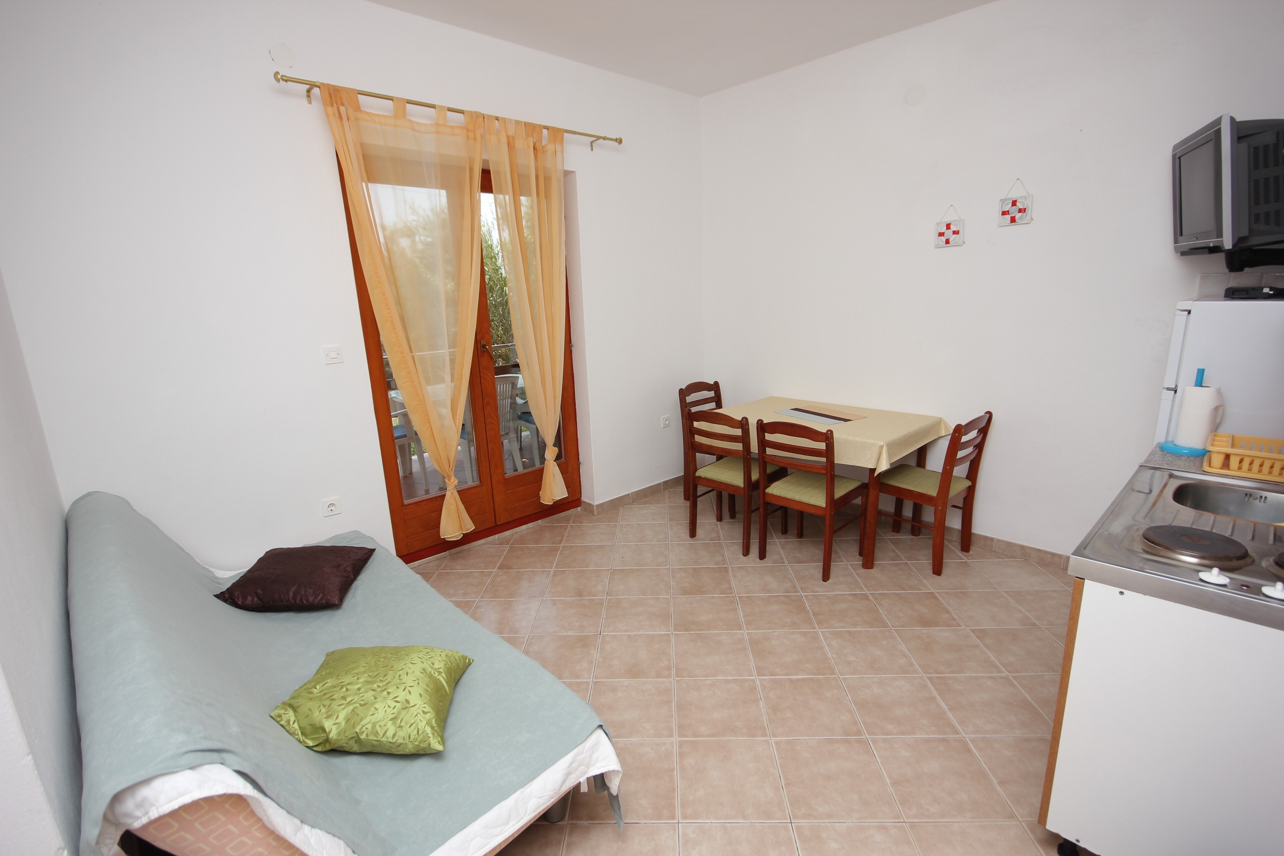 One bedroom apartment with terrace and sea view Kraj, Pašman (A-8247-a)