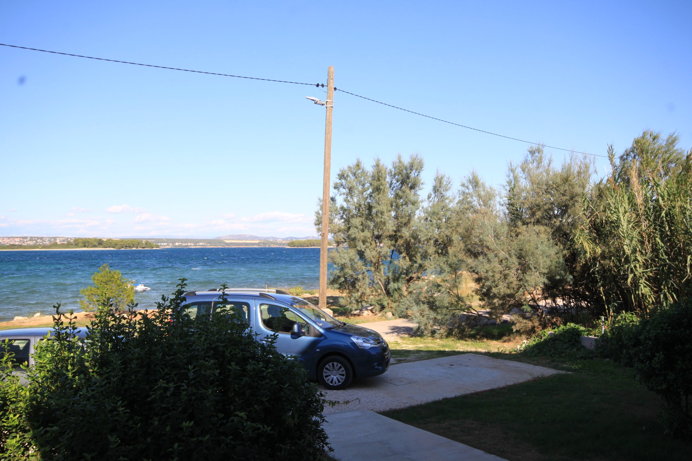 One bedroom apartment with terrace and sea view Kraj, Pašman  A-c