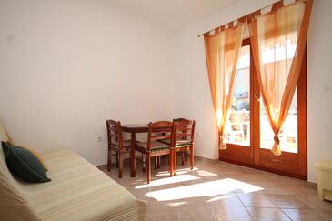 Kraj, Dining room in the apartment, air condition available and WiFi.