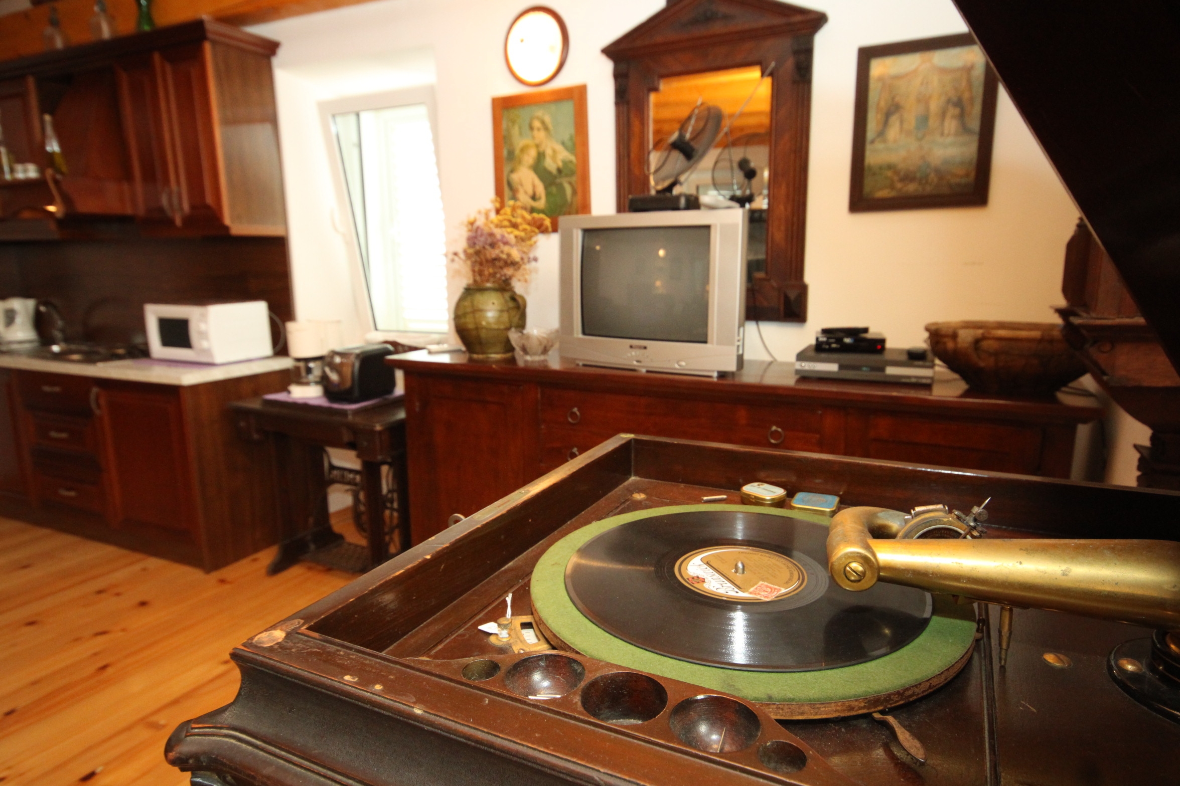Four bedroom house with terrace and sea view Kukljica, Ugljan  K