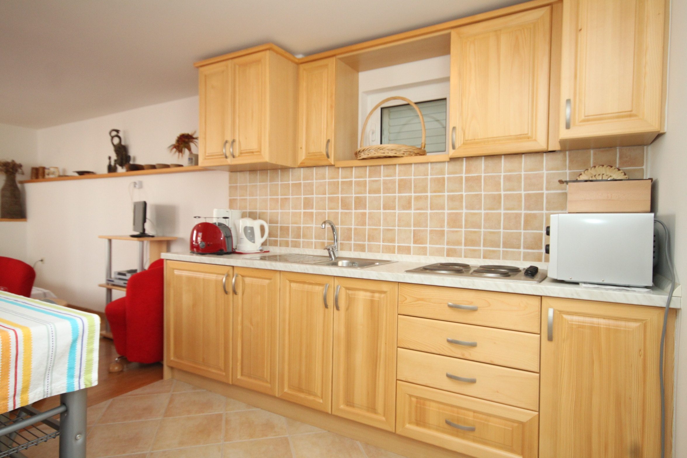 Four bedroom house with terrace and sea view Kukljica, Ugljan  K