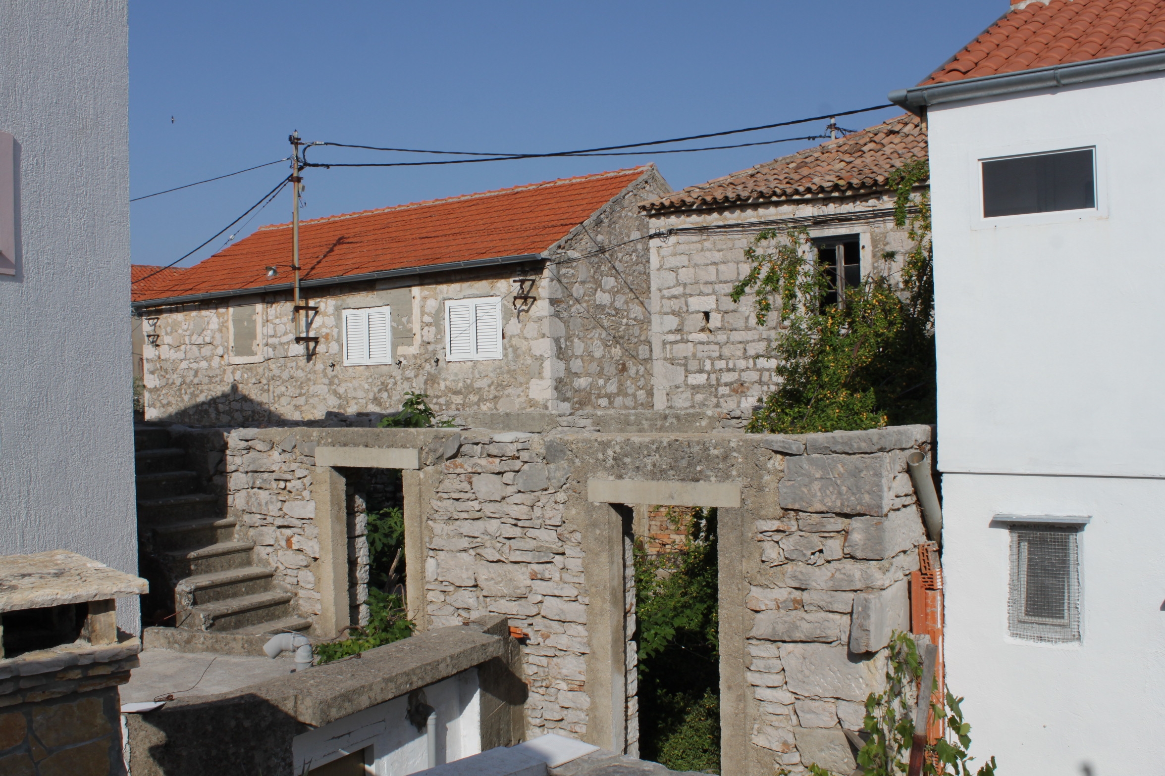 Four bedroom house with terrace and sea view Kukljica, Ugljan  K