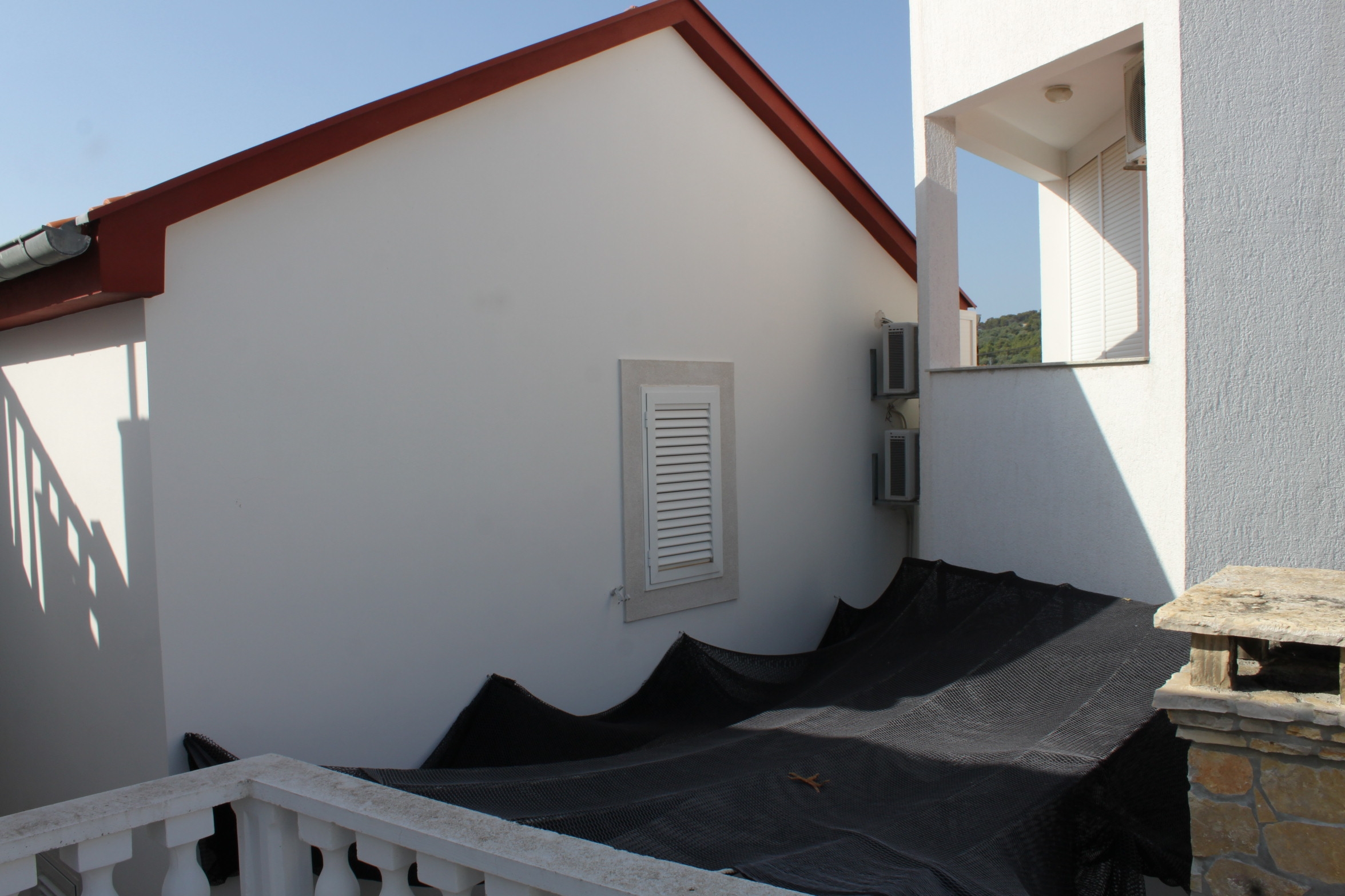 Four bedroom house with terrace and sea view Kukljica, Ugljan  K