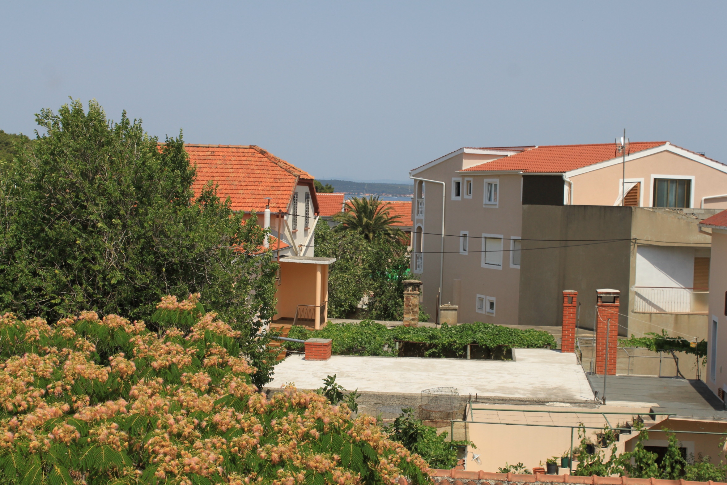 Two bedroom apartment with balcony and sea view Kukljica, Ugljan  A-b