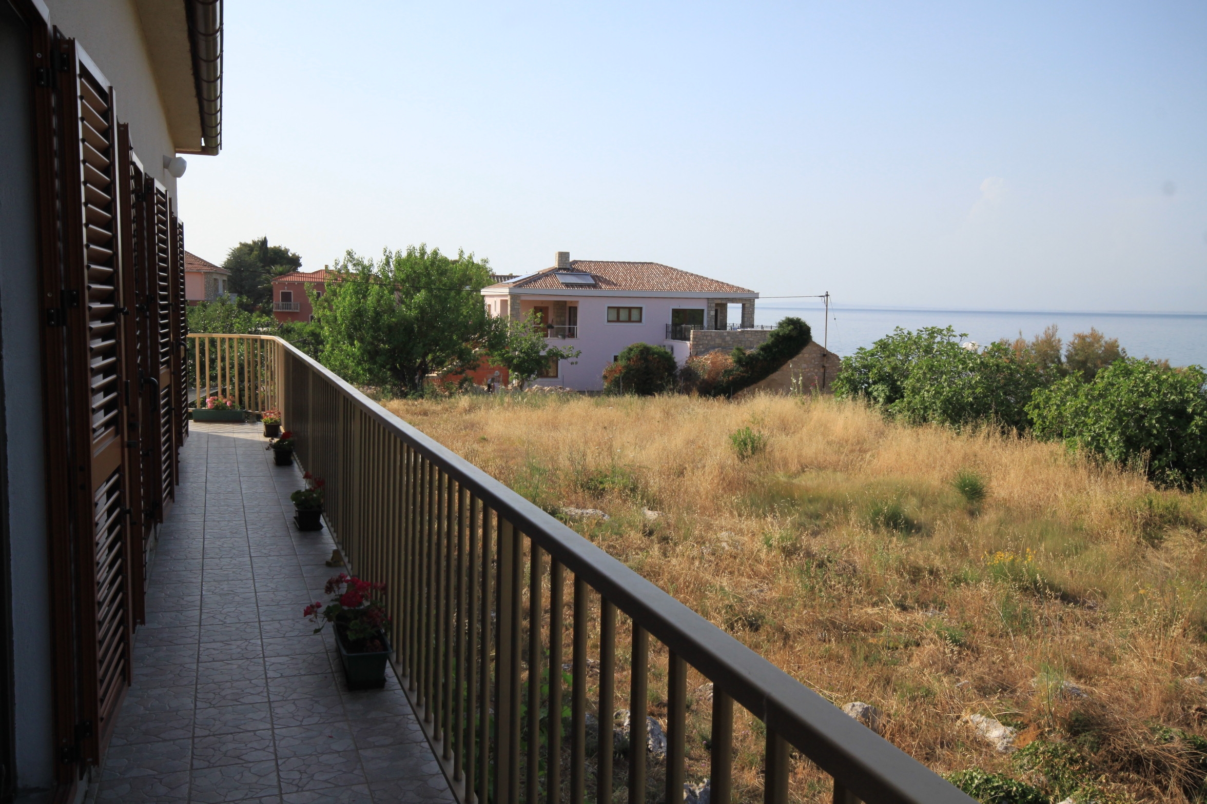 Three bedroom apartment with terrace and sea view Ugljan  A-a