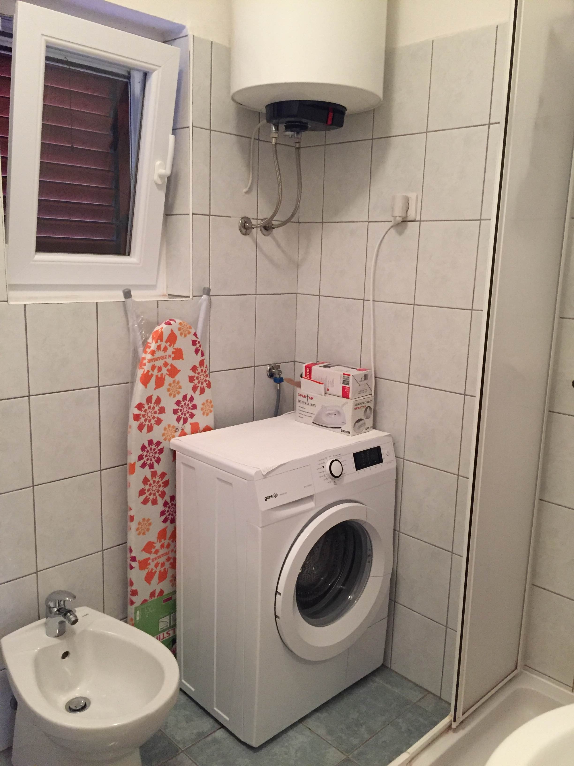 Three bedroom apartment with terrace and sea view Ugljan  A-a