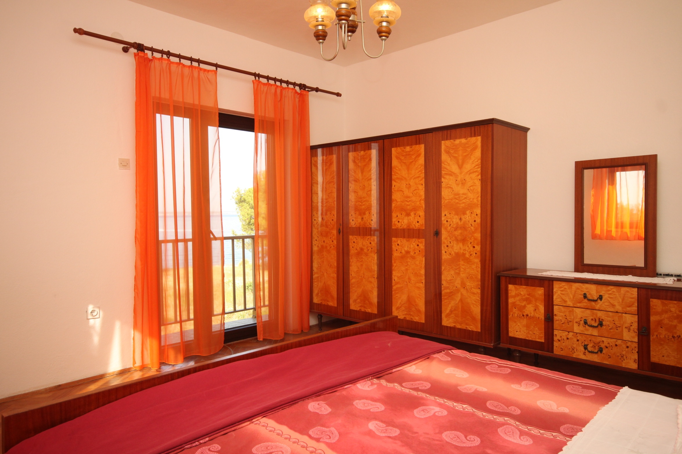 Three bedroom apartment with terrace and sea view Ugljan  A-a