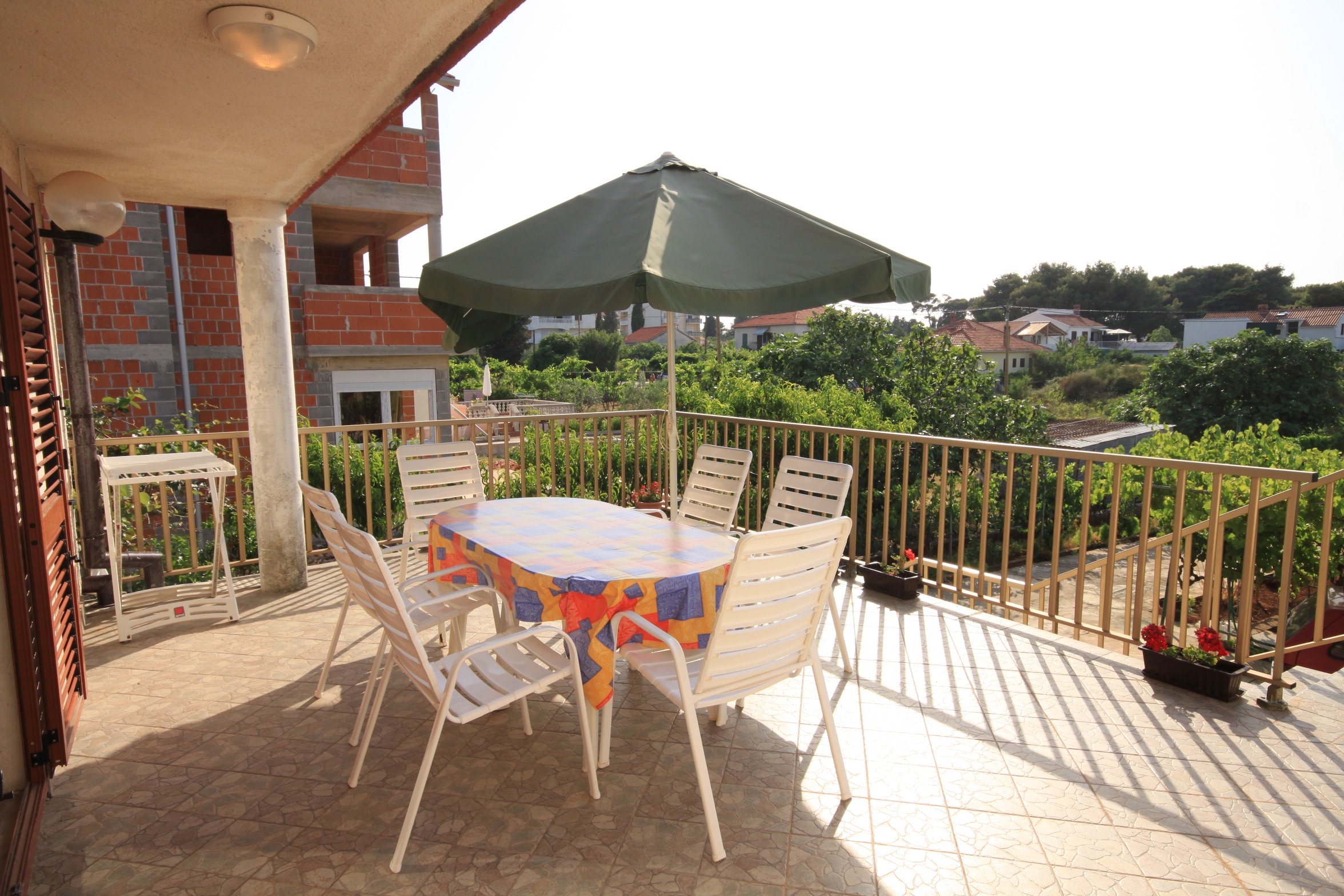 Three bedroom apartment with terrace and sea view Ugljan  A-a