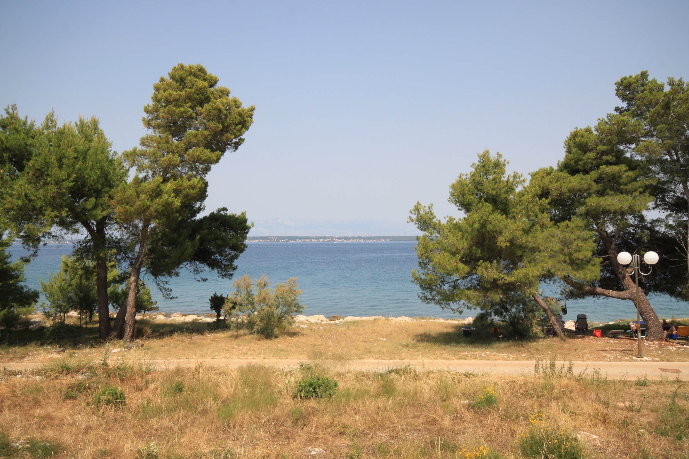One bedroom apartment with terrace and sea view Ugljan  A-b