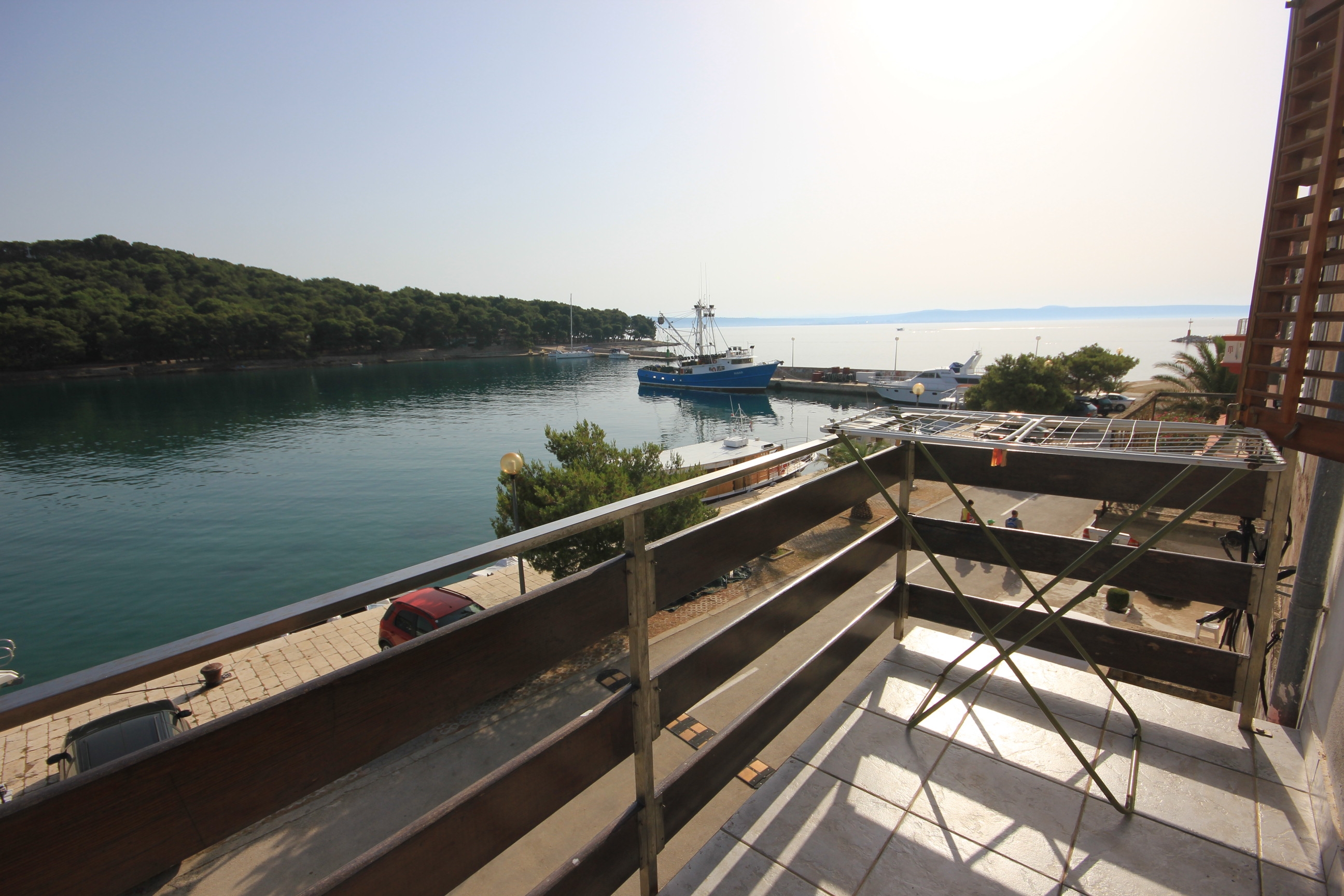 One bedroom apartment with balcony and sea view Kukljica, Ugljan  A-a