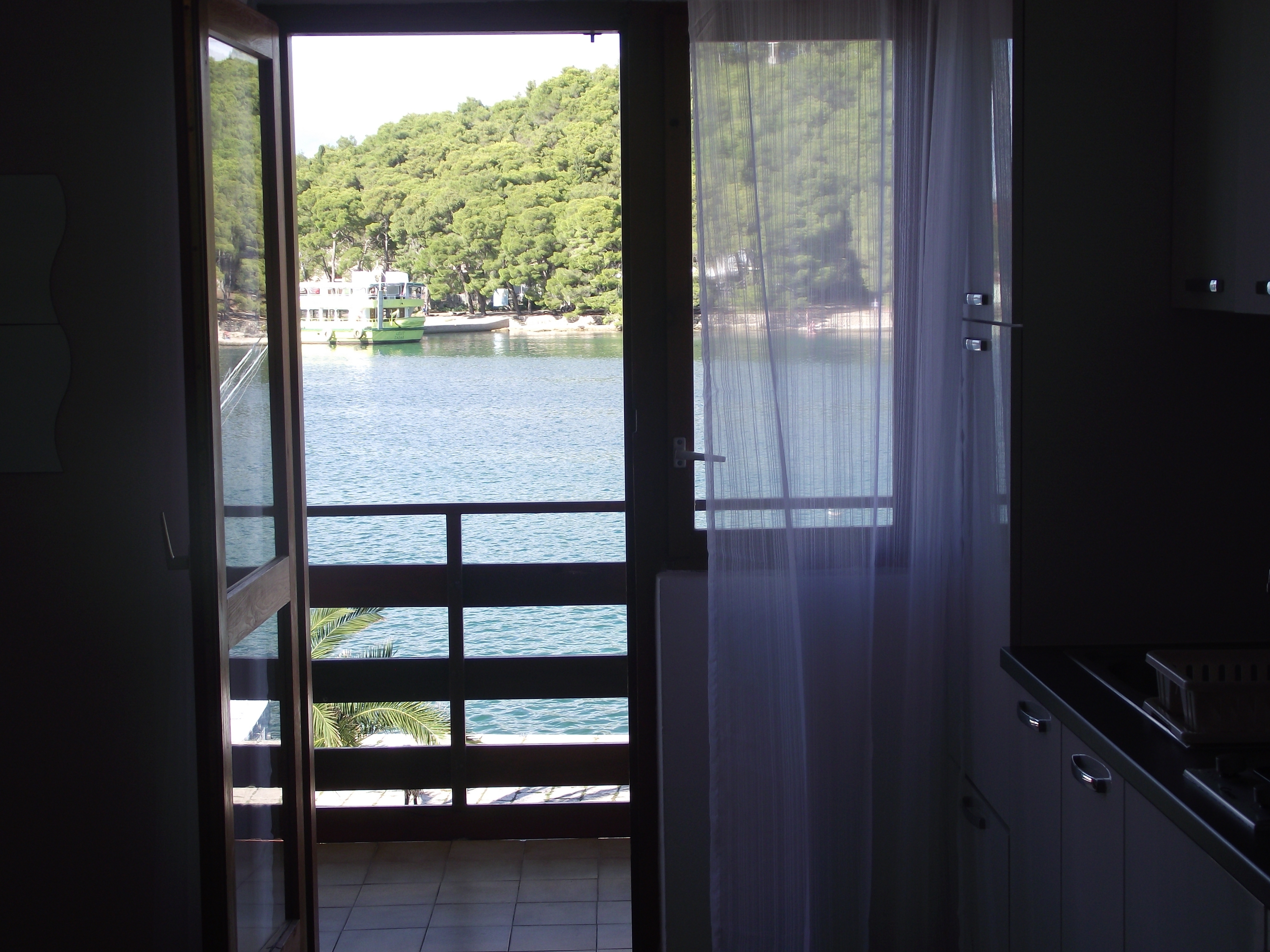 One bedroom apartment with balcony and sea view Kukljica, Ugljan (A-8260-b)