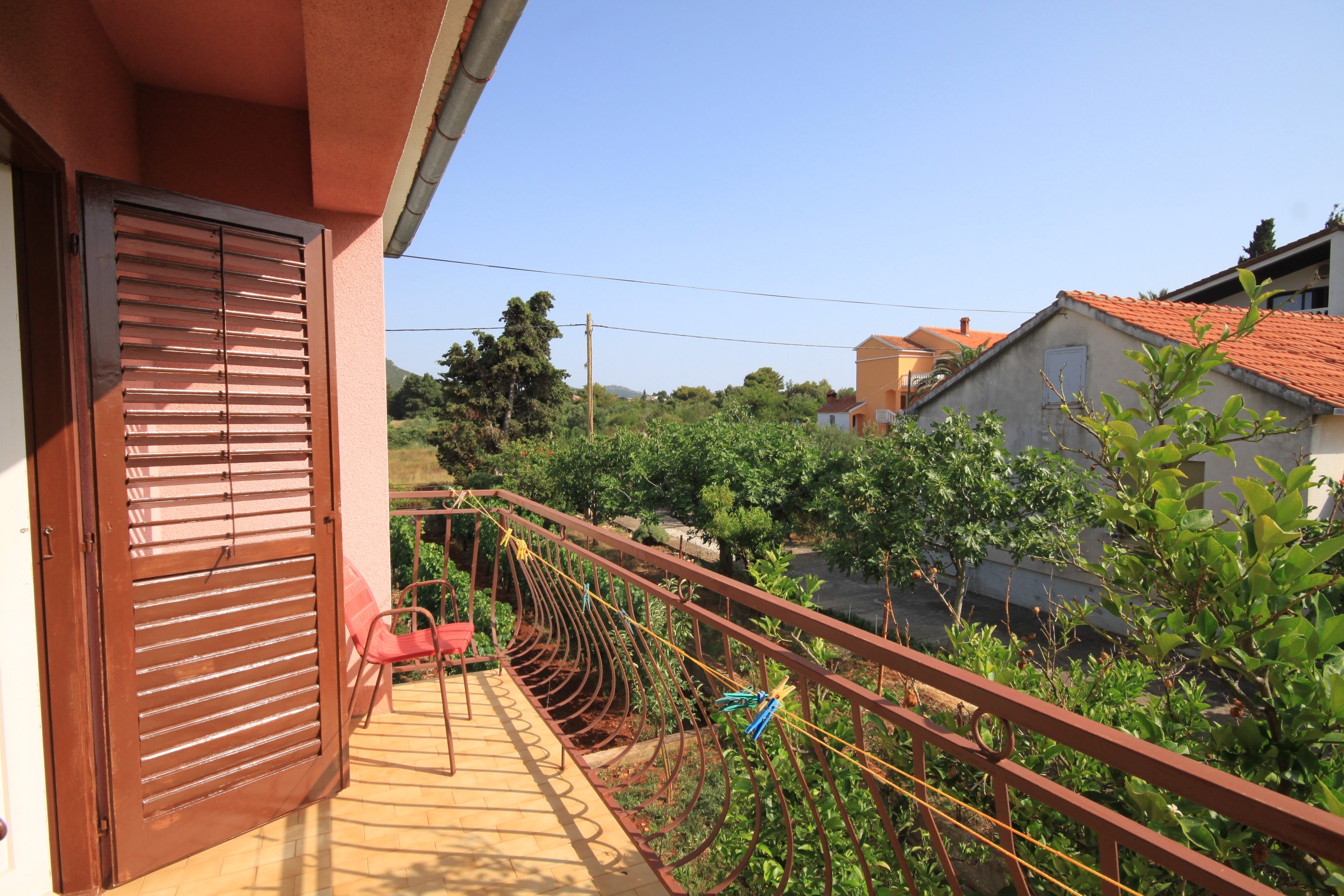 Four bedroom apartment with terrace and sea view Ugljan  A-a
