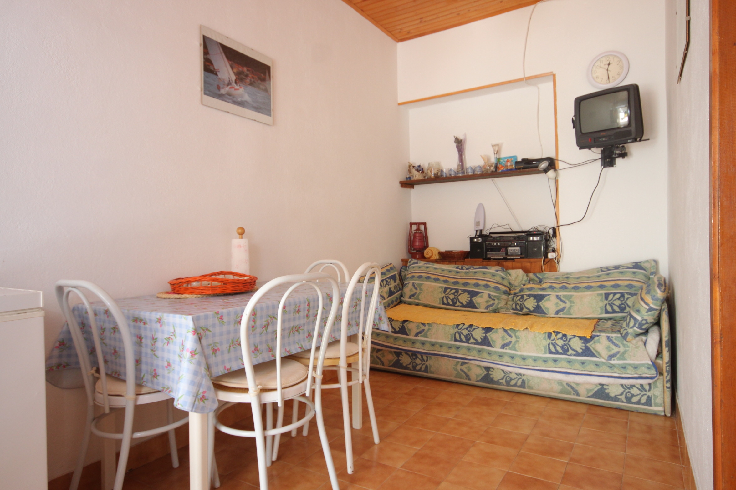 One bedroom apartment with terrace Kali, Ugljan (A-8269-a) One bedroom apartment with terrace Kali, Ugljan (A-8269-a)