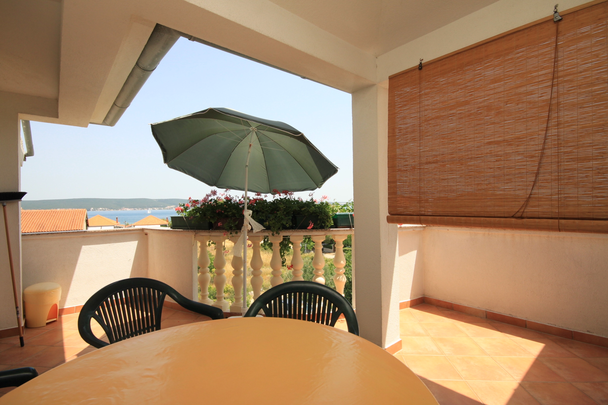 Two bedroom apartment with terrace and sea view Neviđane, Pašman (A-8273-a)