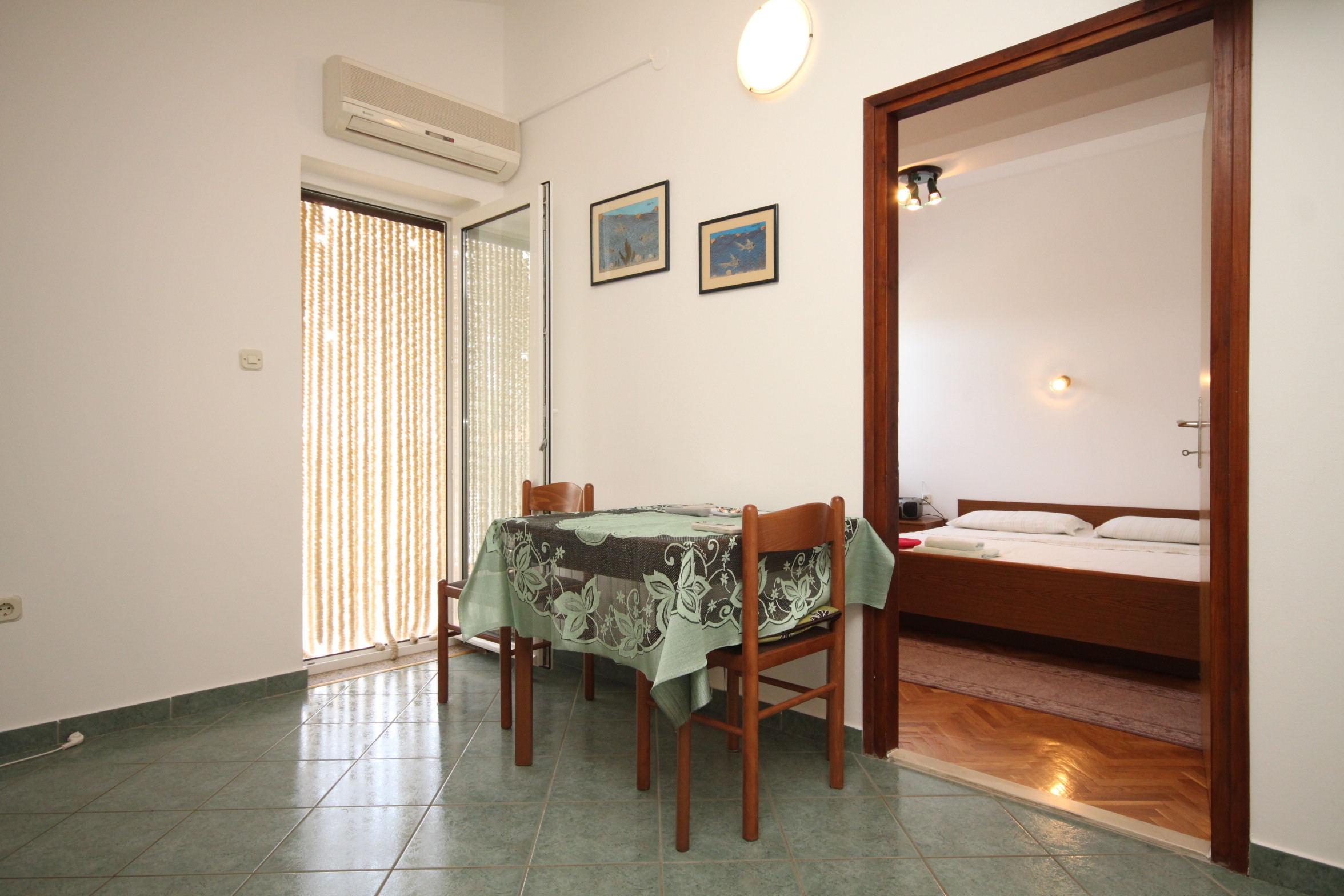 One bedroom apartment with terrace and sea view Neviđane, Pašman (A-8273-b) One bedroom apartment with terrace and sea view Neviđane, Pašman (A-8273-b)