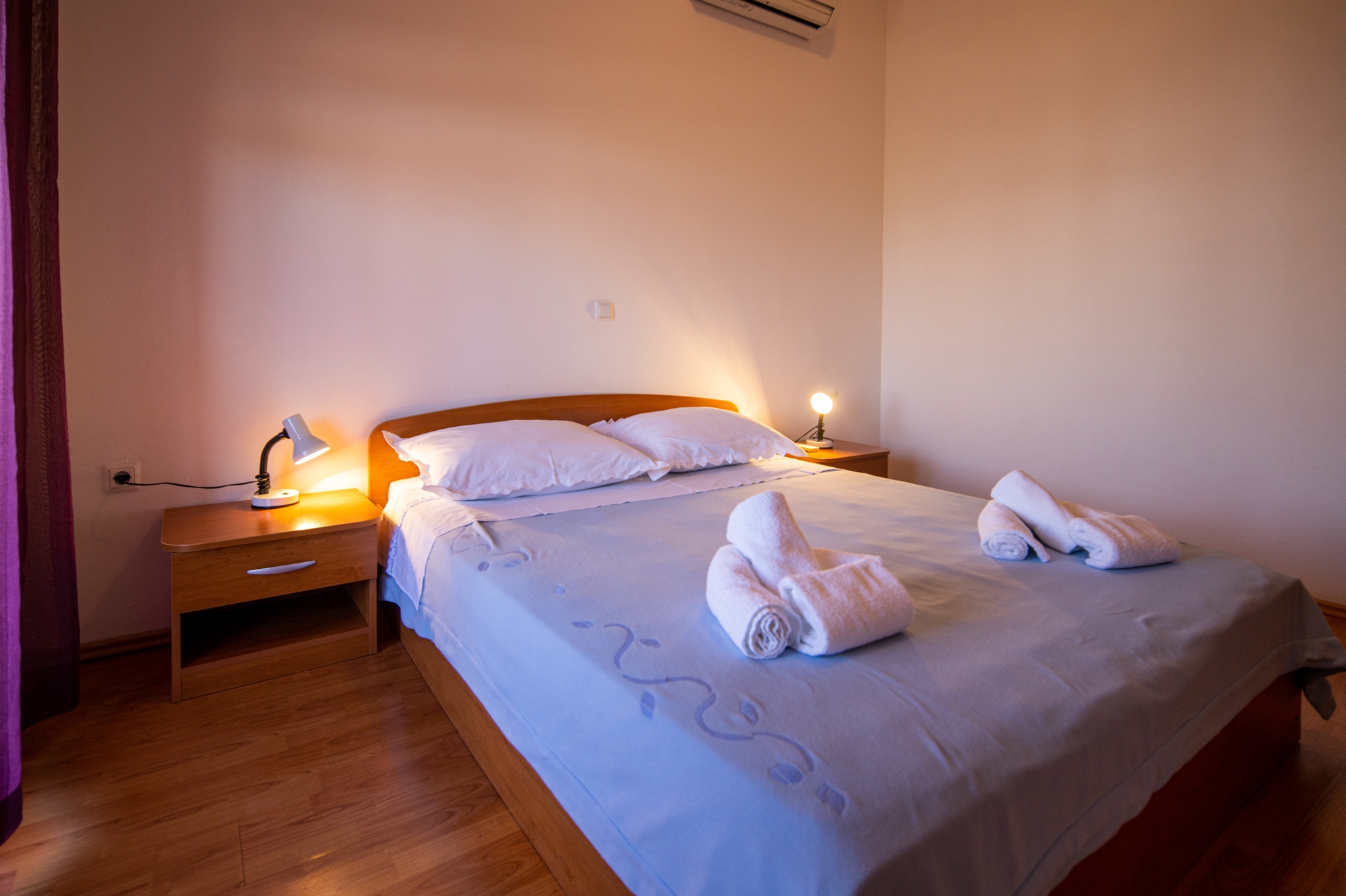 One bedroom apartment with terrace and sea view Pašman  A-b