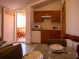 Pašman, Кухня в размещении типа apartment, WiFi.